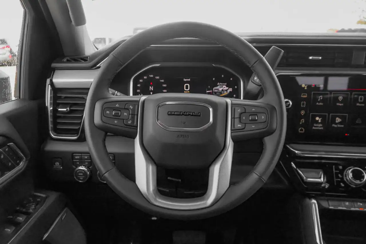 GMC Sierra 3500HD снимка GMC Sierra 3500HD