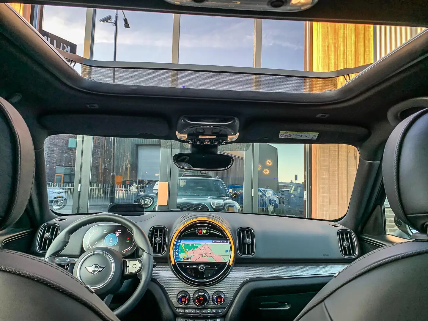 MINI Cooper Countryman Mini 1.5 MINI Yours Aut/Leer/Memory/Head up/Pano/C Noir - 2