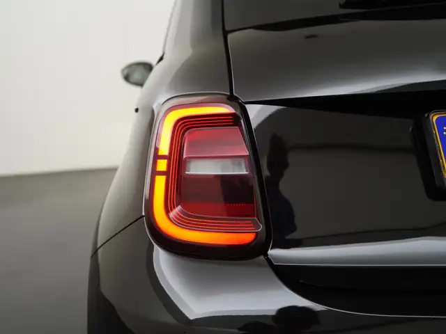 Fiat 500e view 27