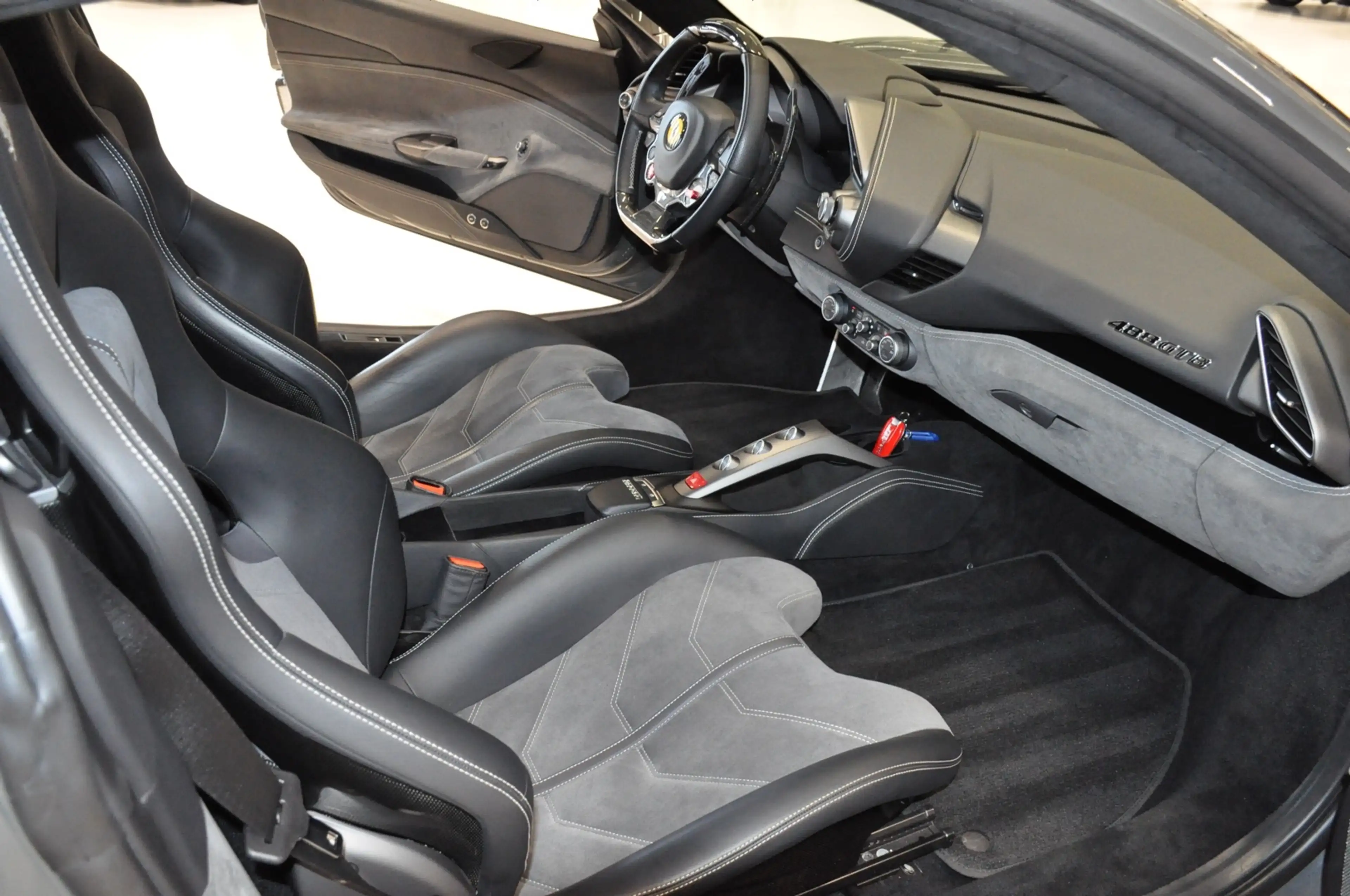 Ferrari 488 488 GTB origineel 46.894 km — photo 4
