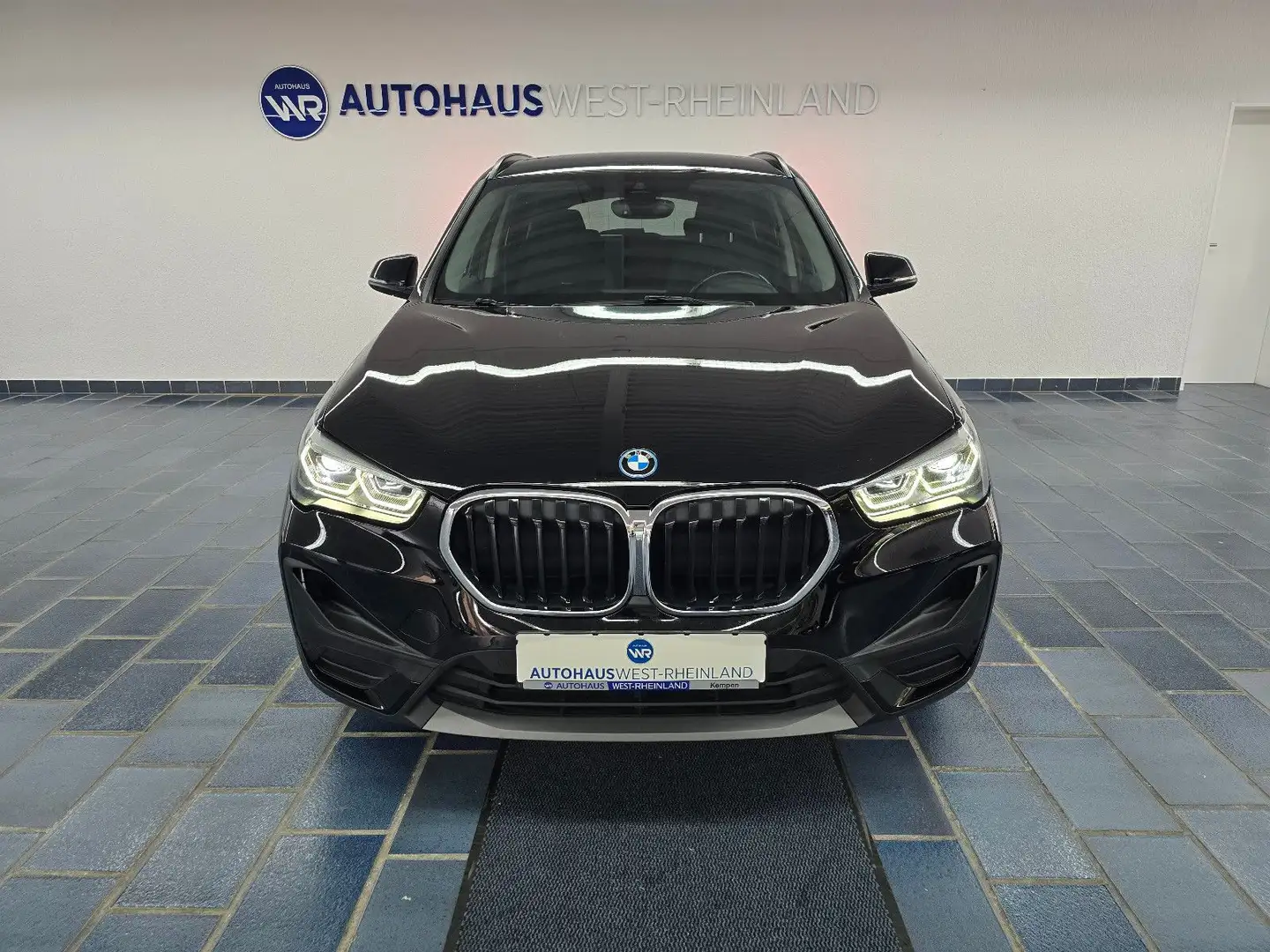 BMW X1 xDrive 25e Advantage*RFK*LED*ACC*SH*NAVI*PDC* Noir - 2