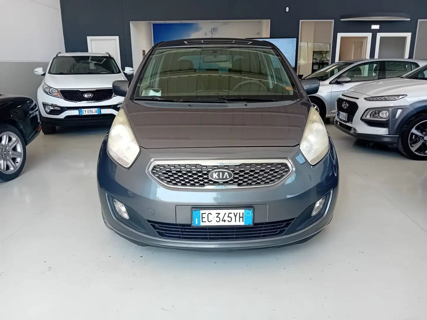 Kia Venga 1.4 crdi  90cv Class solo 130.000 km oroginali Grigio - 2