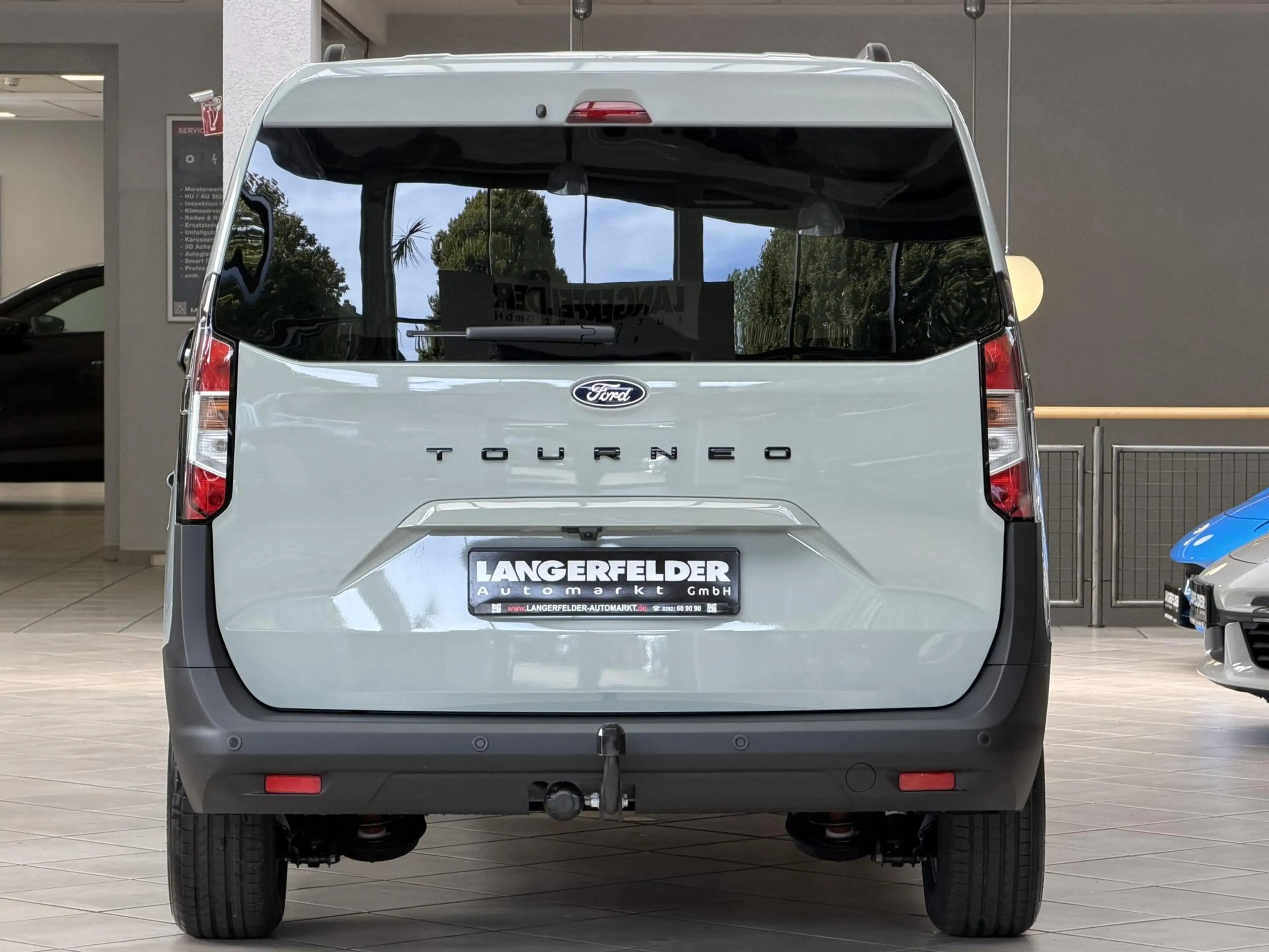 Ford Tourneo Courier Tourneo Courier Titanium*CARPLAY*AHK*RFK* — photo 4