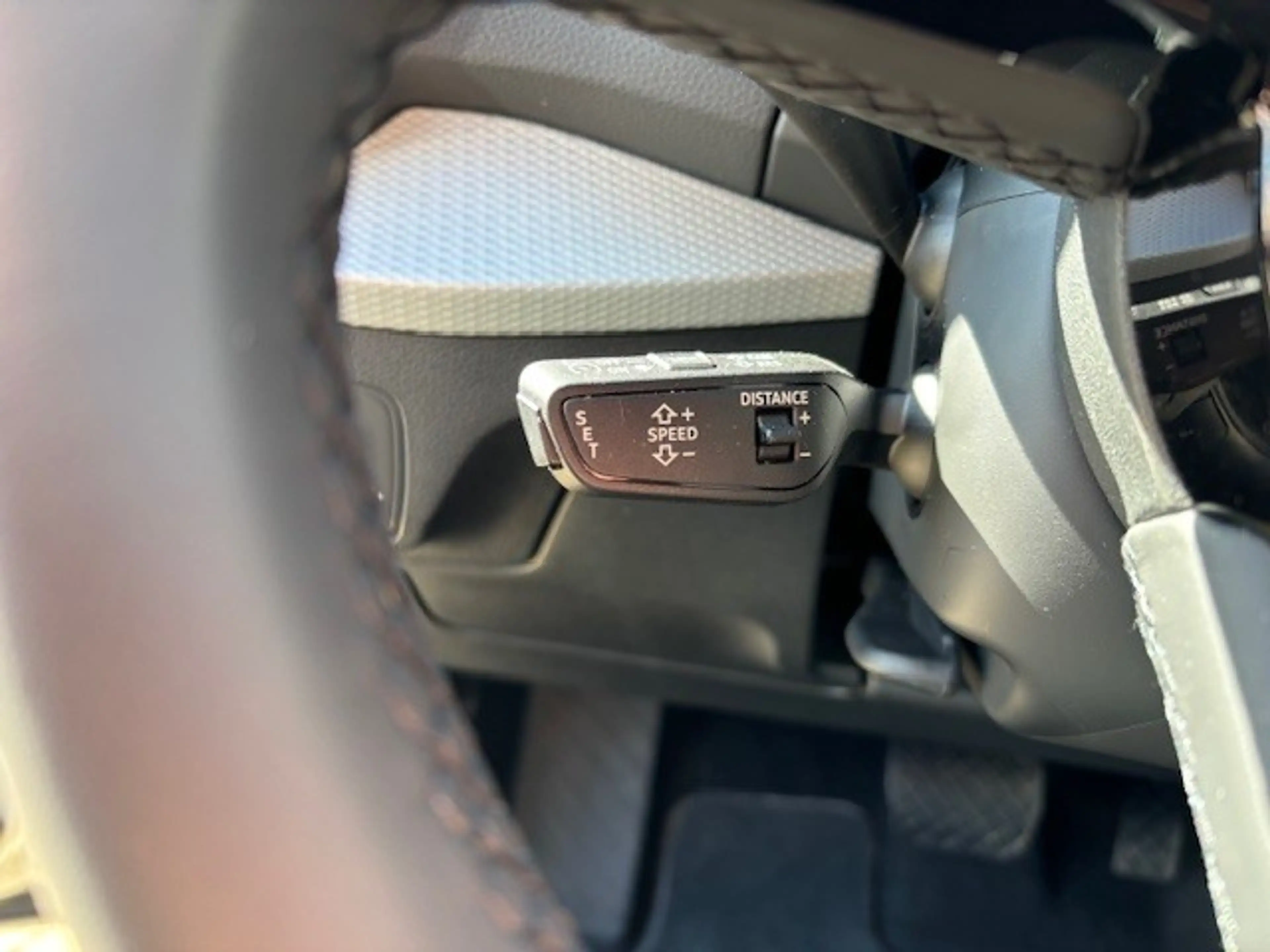 Audi Q2 35 TFSI S-Tronic S-Line, Matrix, Komfort plus — photo 13