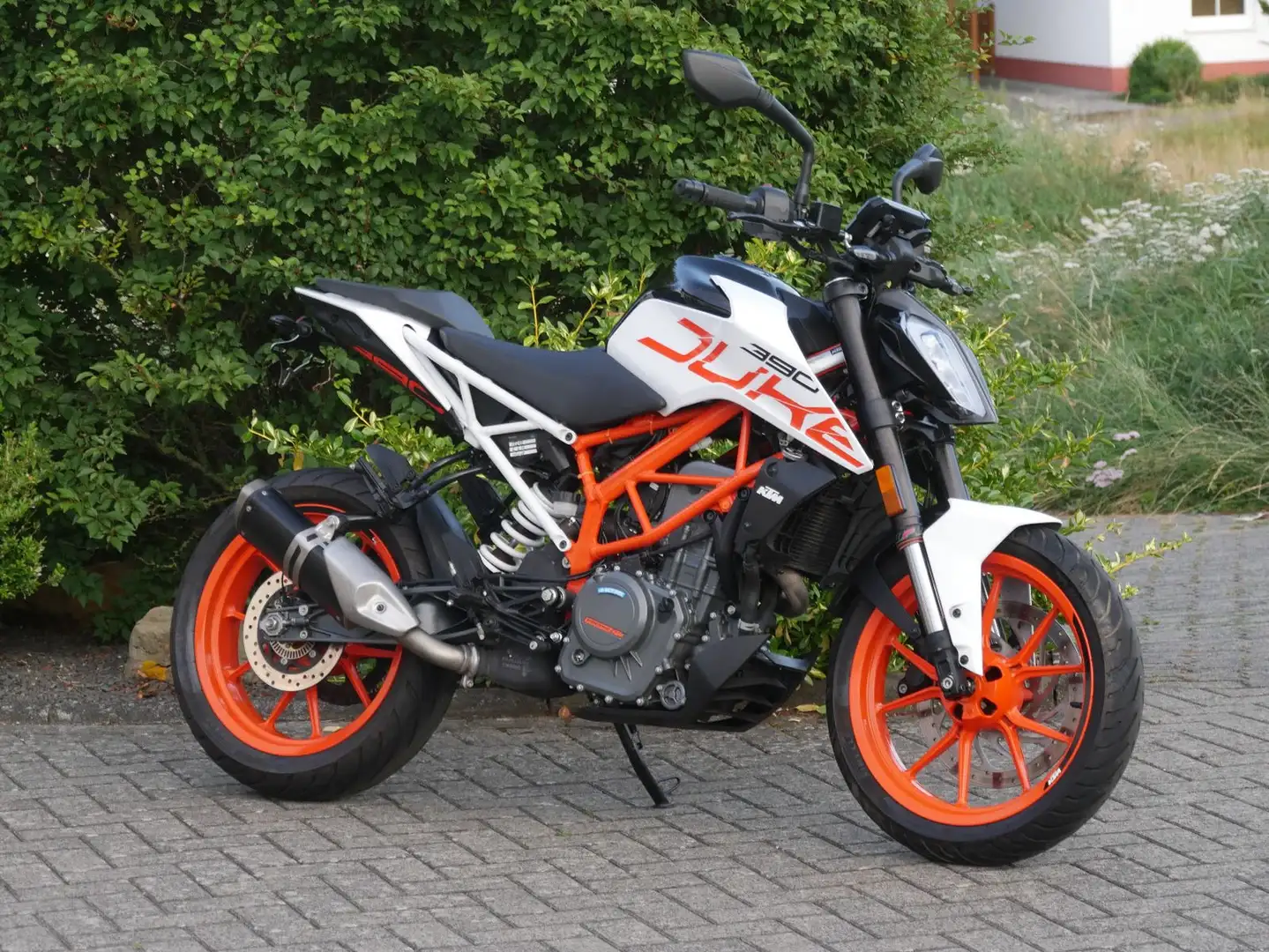 KTM 390 Duke Quickshifter Білий - 2