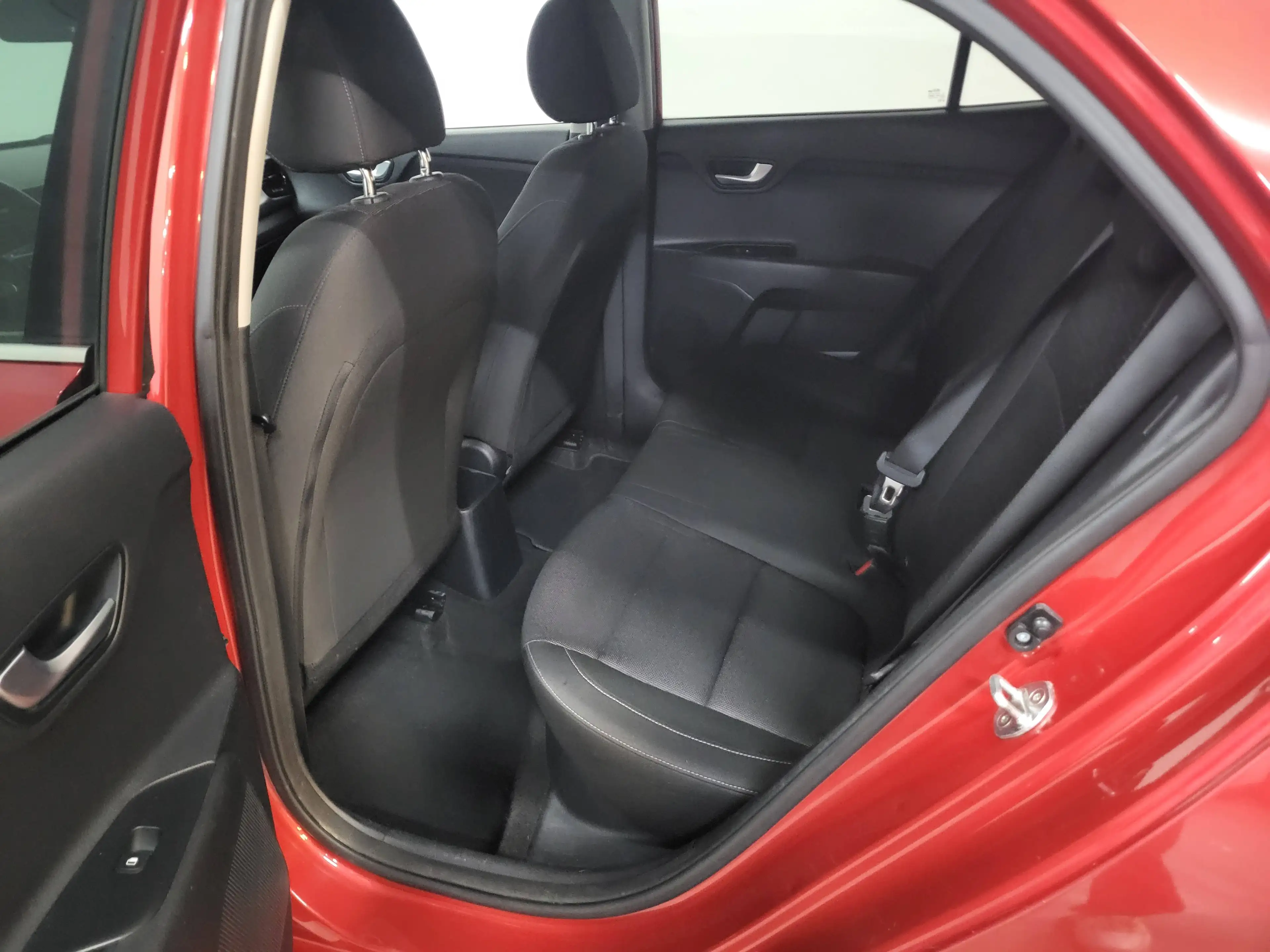 Kia Rio Rio 1.4i * CARPLAY * CAMERA * GPS * — photo 14