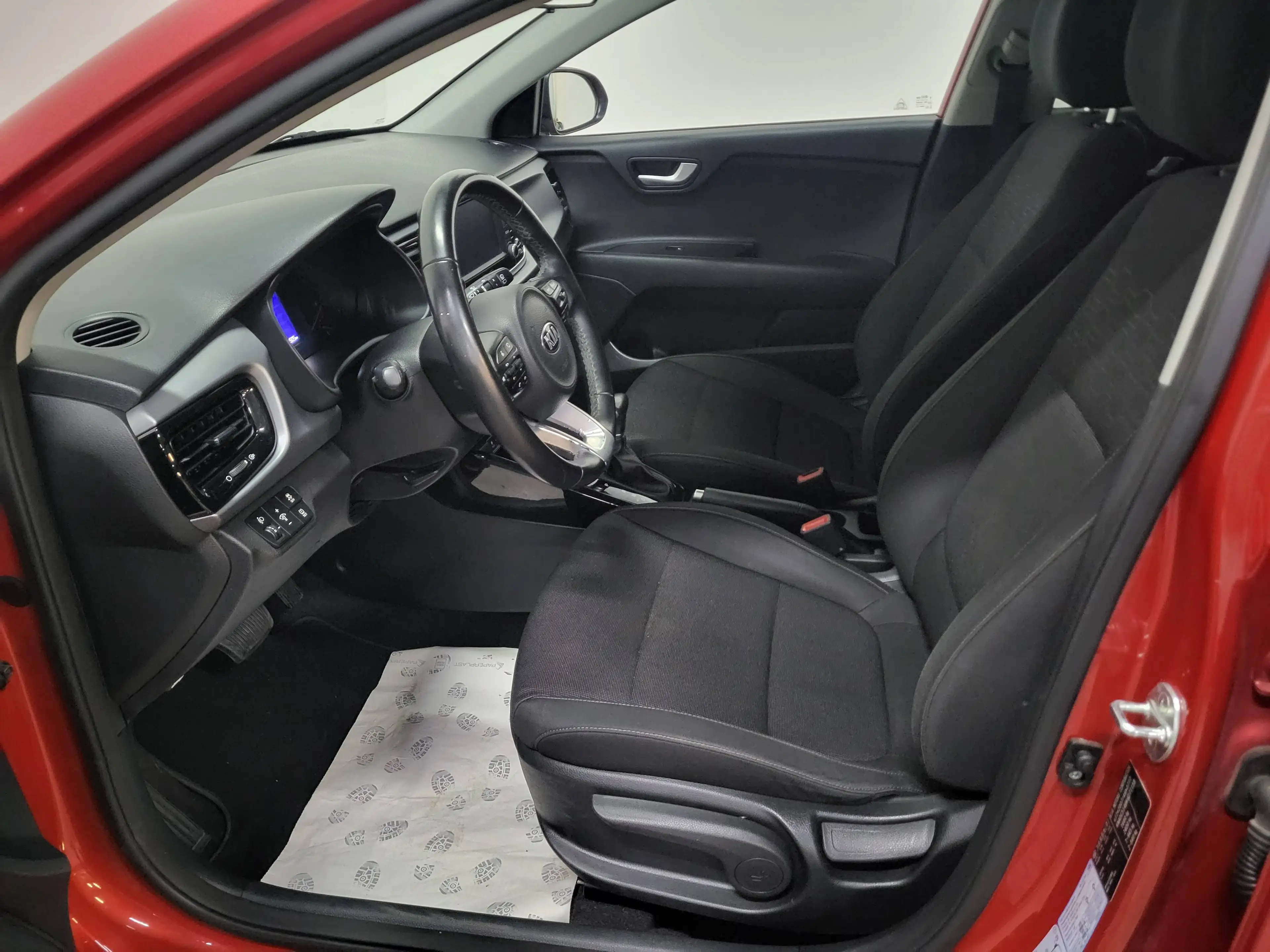 Kia Rio Rio 1.4i * CARPLAY * CAMERA * GPS * — photo 12