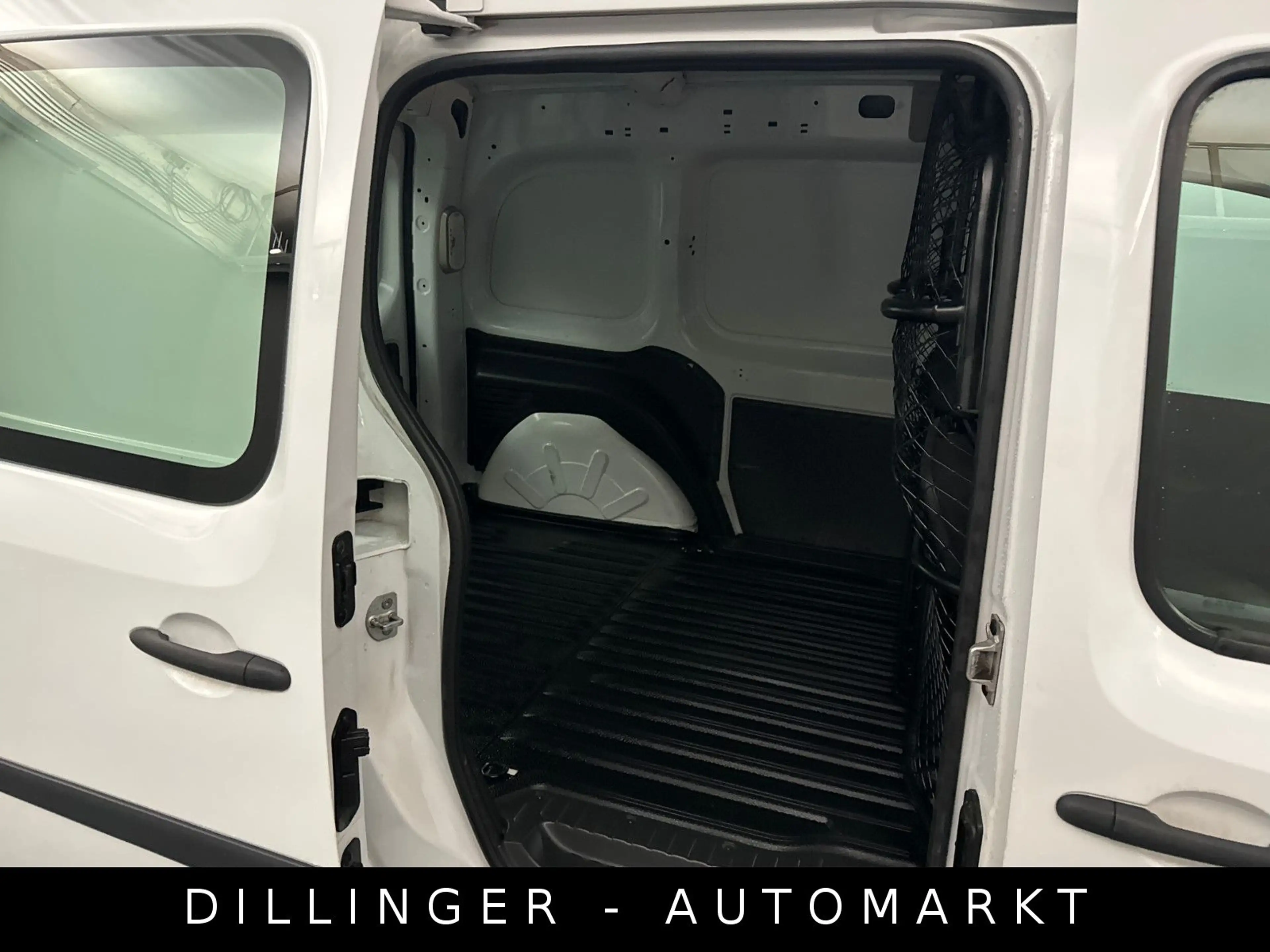 Renault Kangoo 1.5 dCi Blue 95ps PDC 1-Hand — photo 6