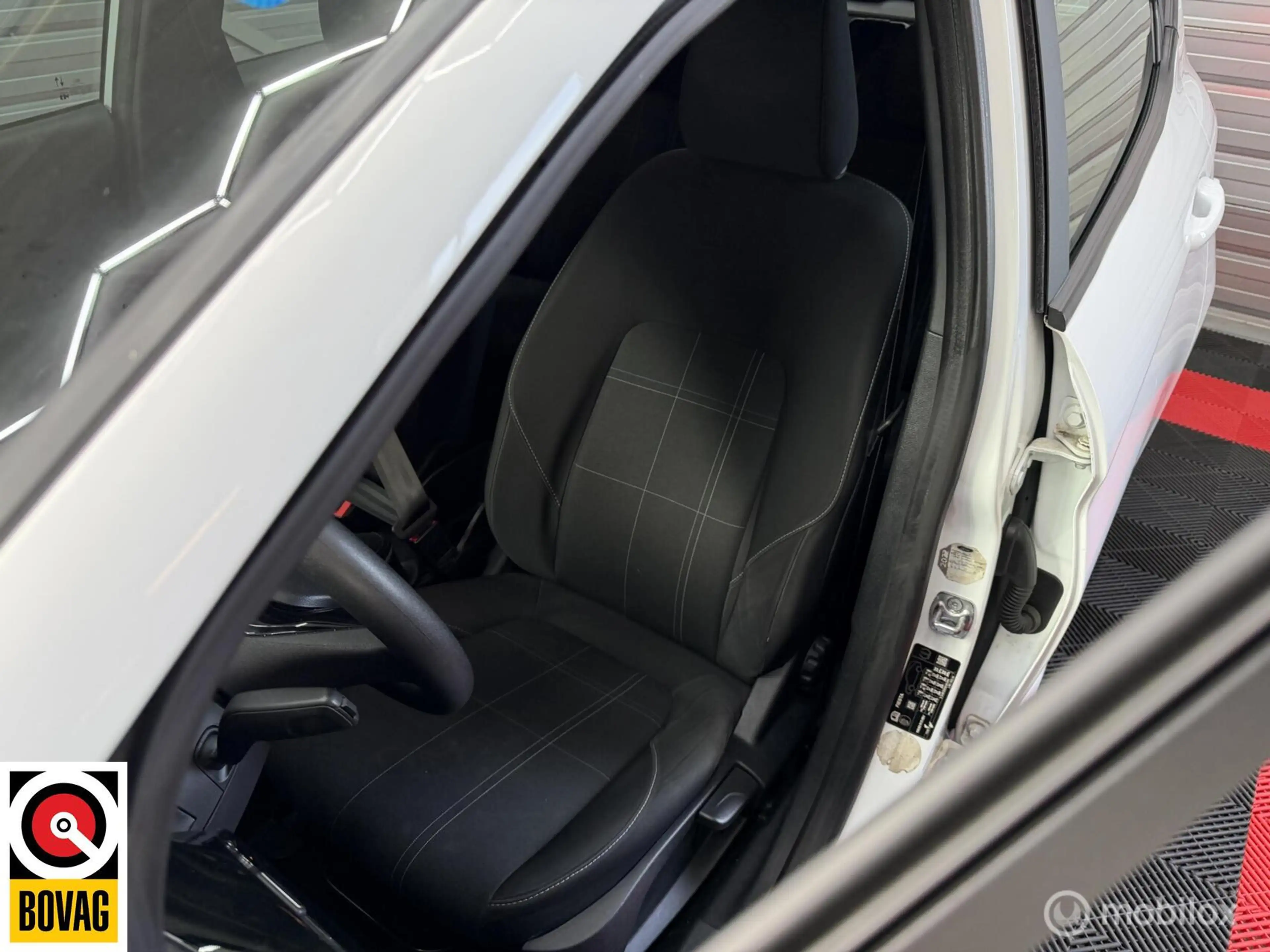 Ford Fiesta 1.0 EcoBoost Connected met Distributieketting — photo 9