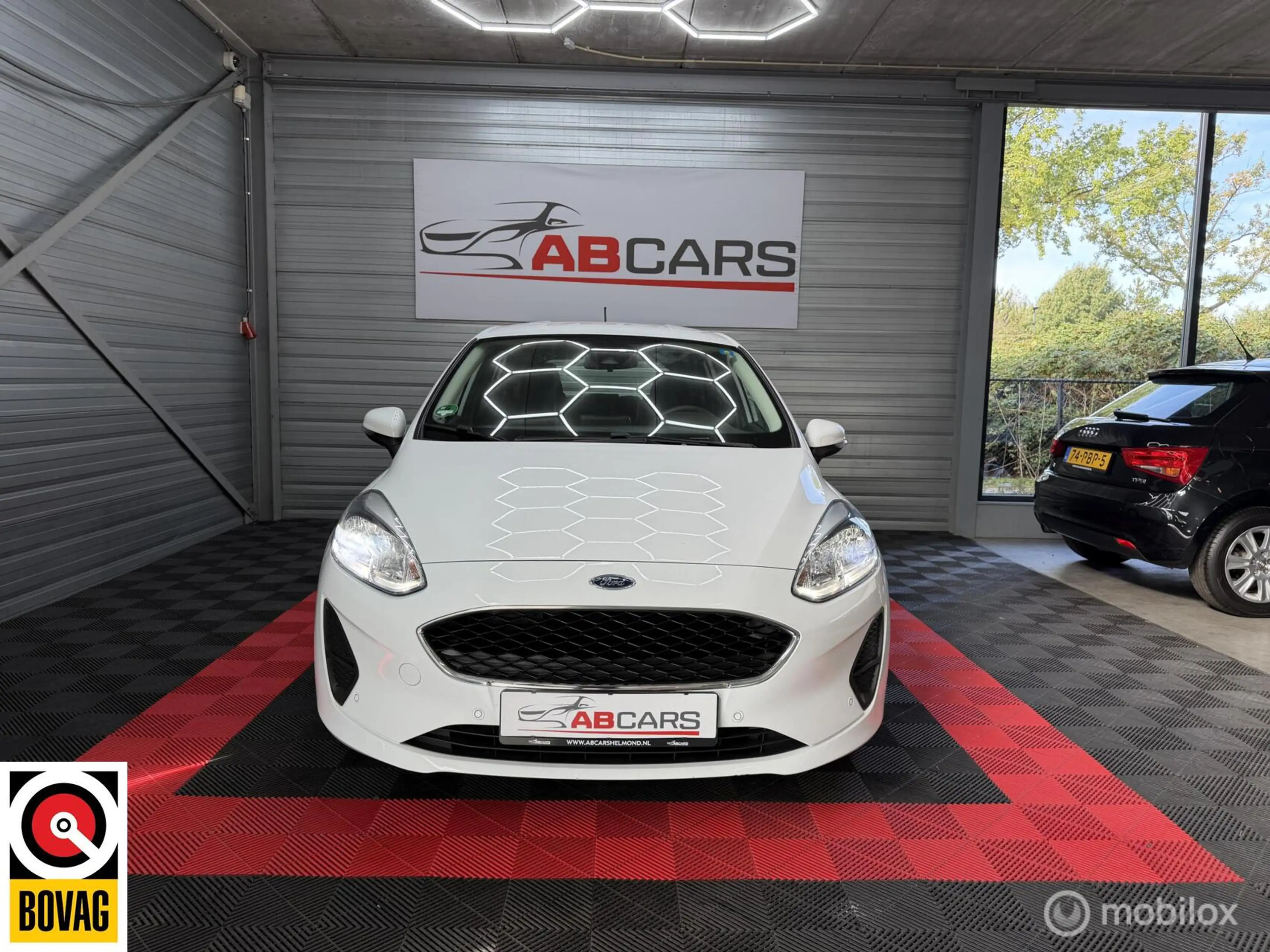 Ford Fiesta 1.0 EcoBoost Connected met Distributieketting — photo 2