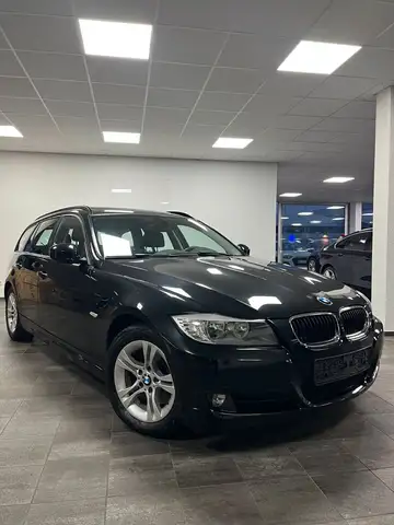 BMW 318 d Touring AUTOMATIK  PANO PDC NAVI 2.HD