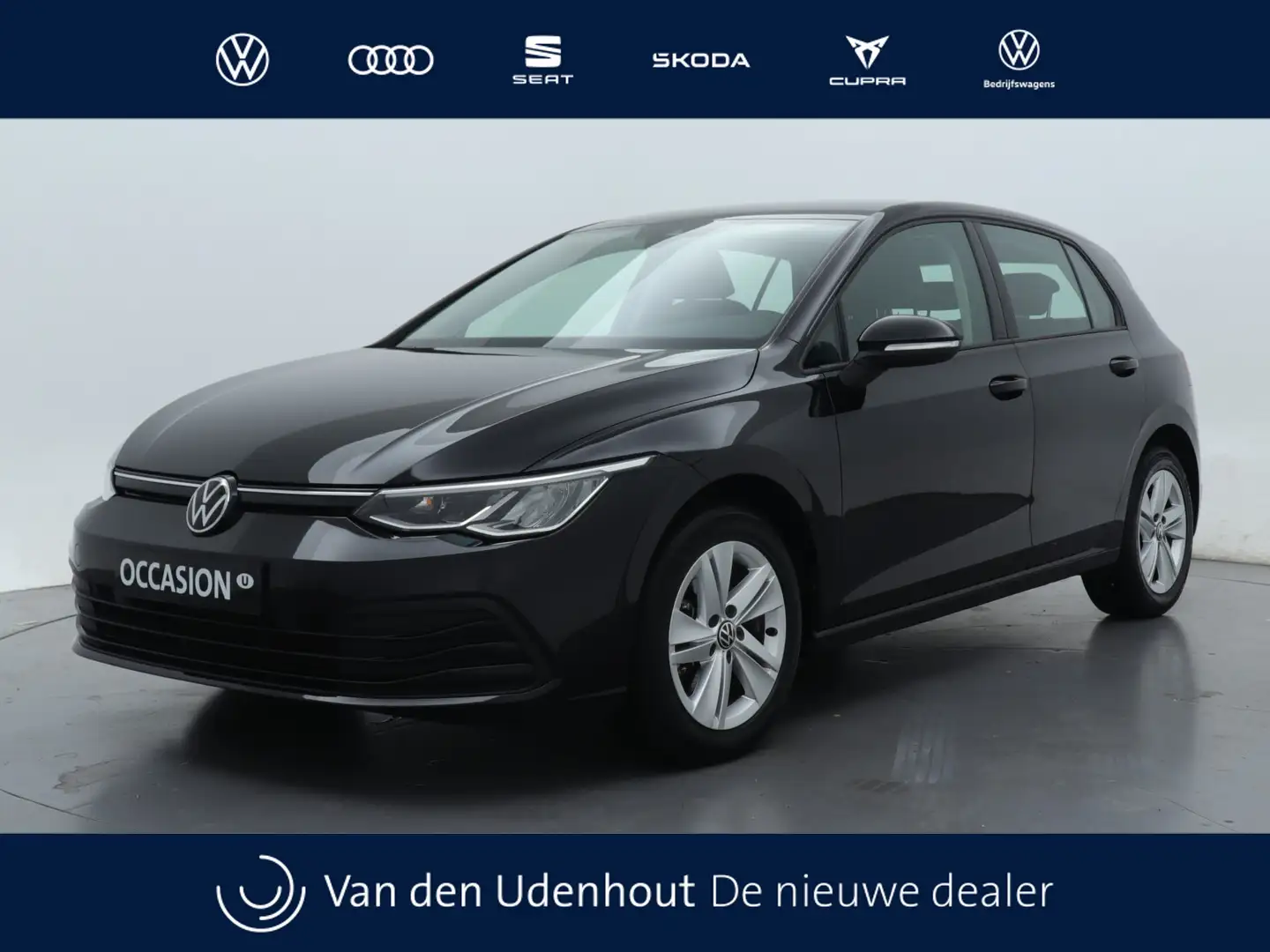 Volkswagen Golf 1.0 eTSI 110pk DSG Life Navigatie Camera Winterpak Noir - 1