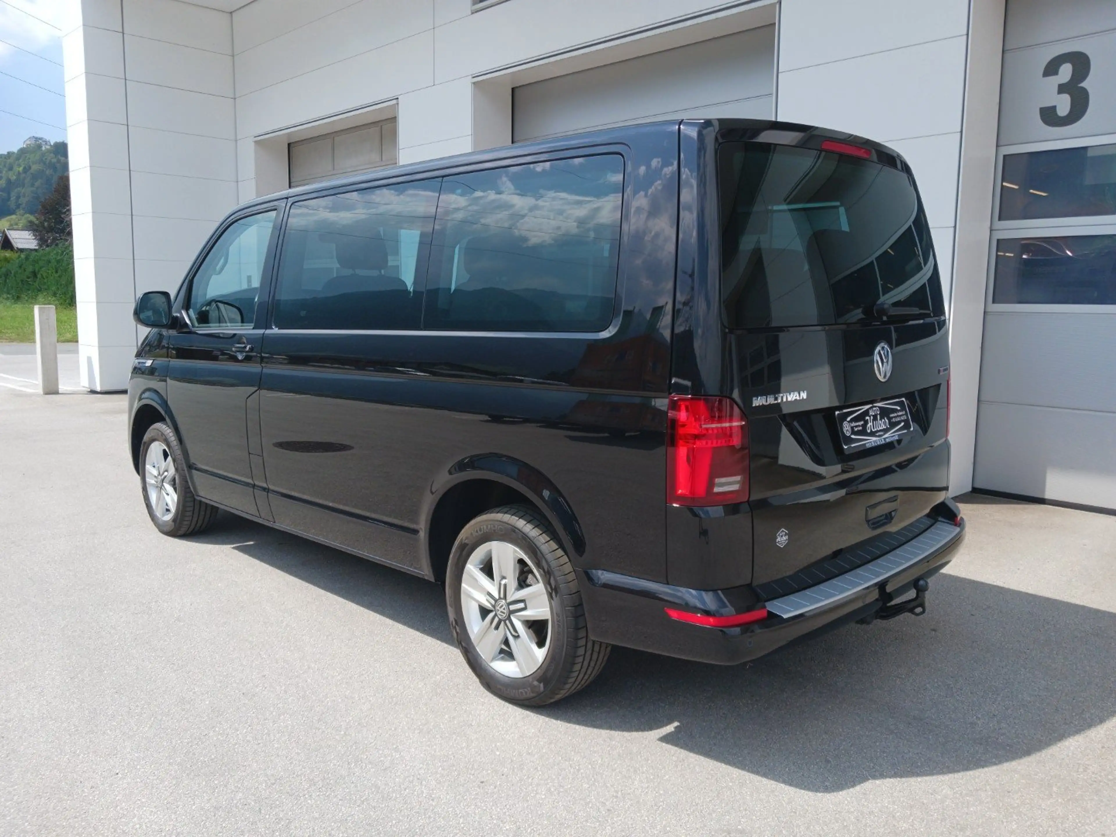 Volkswagen T6.1 Multivan 4MOTION Comfortline — photo 3