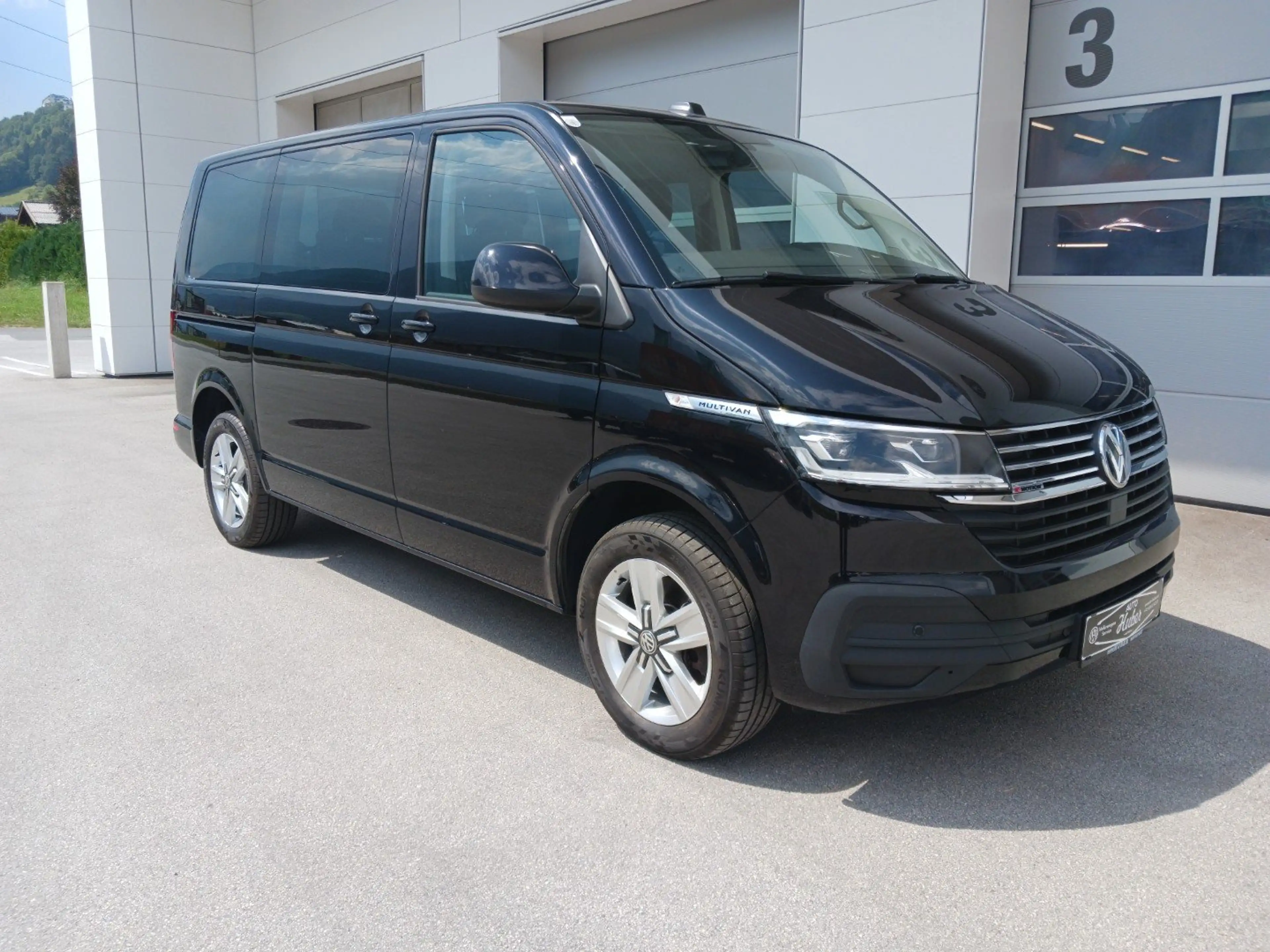 Volkswagen T6.1 Multivan 4MOTION Comfortline — photo 7
