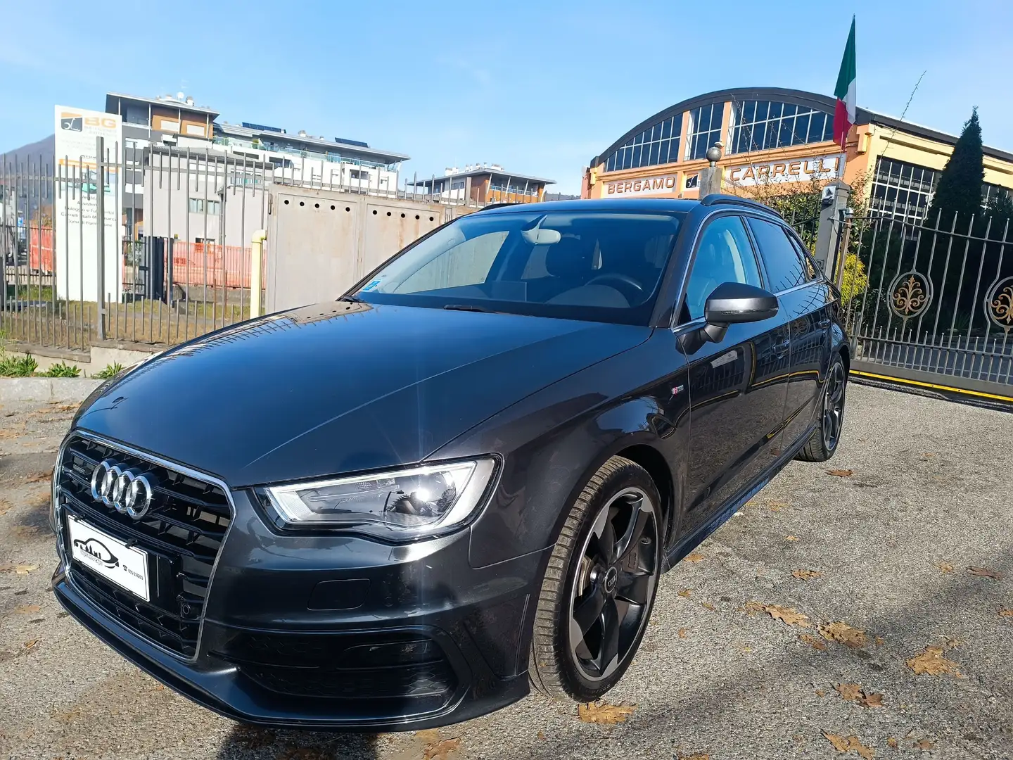 Audi A3 A3 SBK 2.0TDI Quattro 184cv Stronic S-LINE EDITION Gris - 1