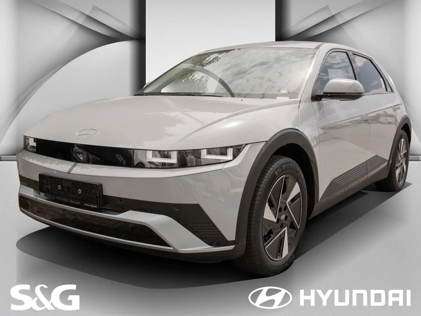 Hyundai IONIQ 5 Techniq 84KW 2WD NAVI+LED+INDUKTIV+BOSE Grijs - 1