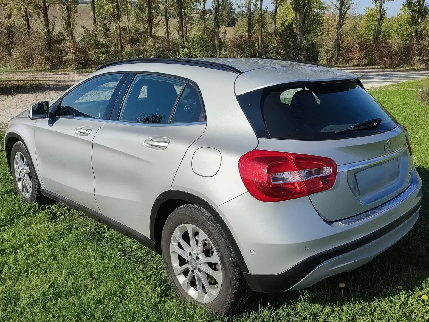 Mercedes-Benz GLA 220 GLA 220 CDI 4MATIC Aut. Silber - 2