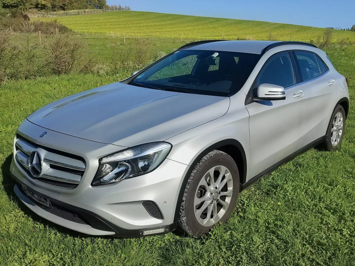 Mercedes-Benz GLA 220 GLA 220 CDI 4MATIC Aut. Silber - 1