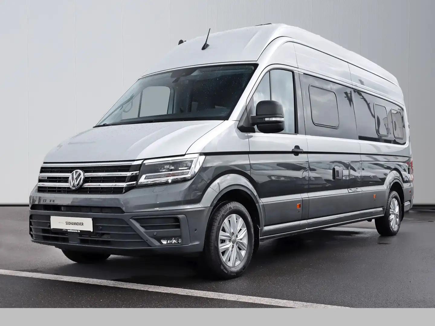 Volkswagen Crafter Grand California 680 2.0 TDI DSG 4Motion Gris - 1