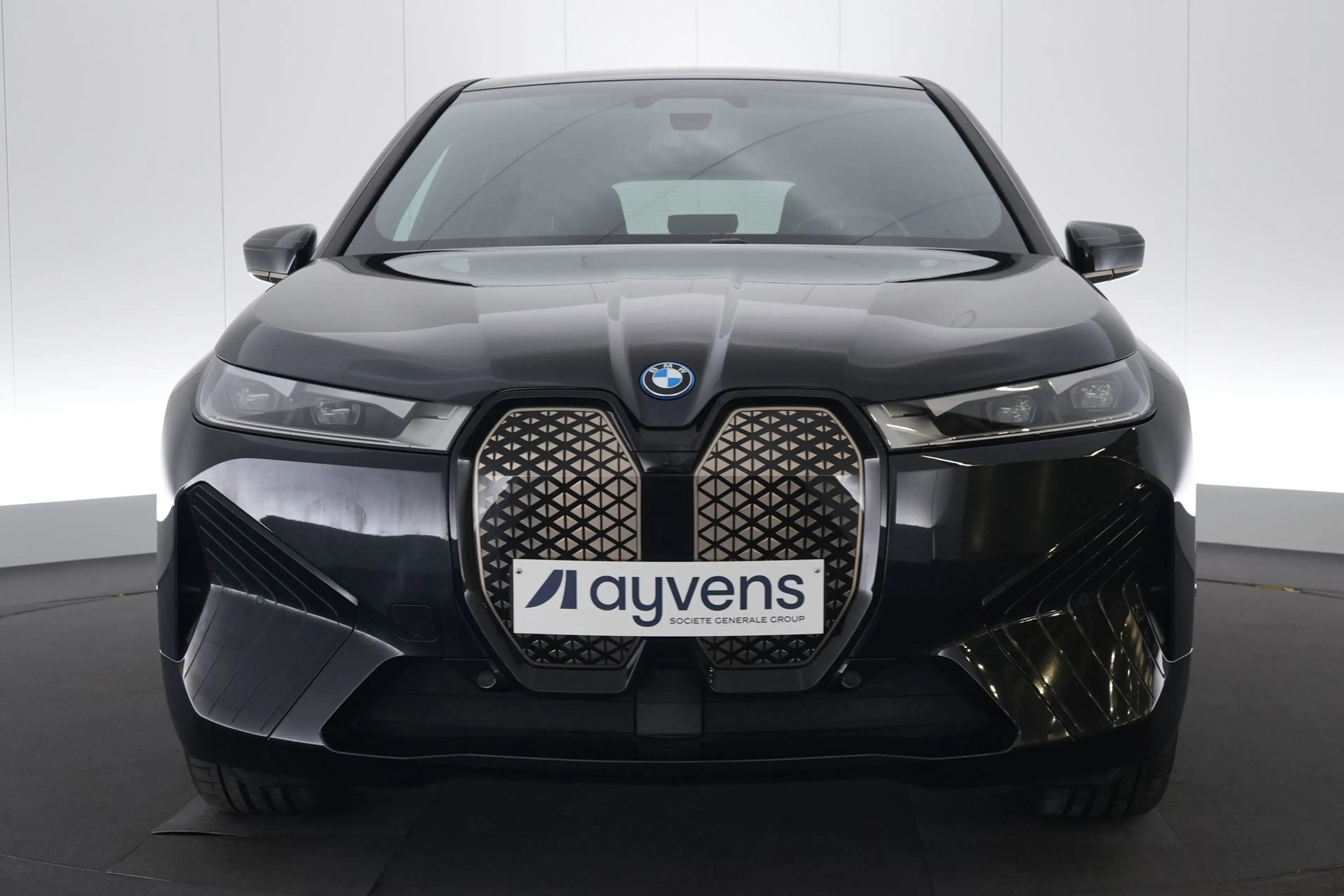 BMW iX 77 kWh xDrive40 Sport LEDER/CUIR LED GPS PDC CAM K — photo 2
