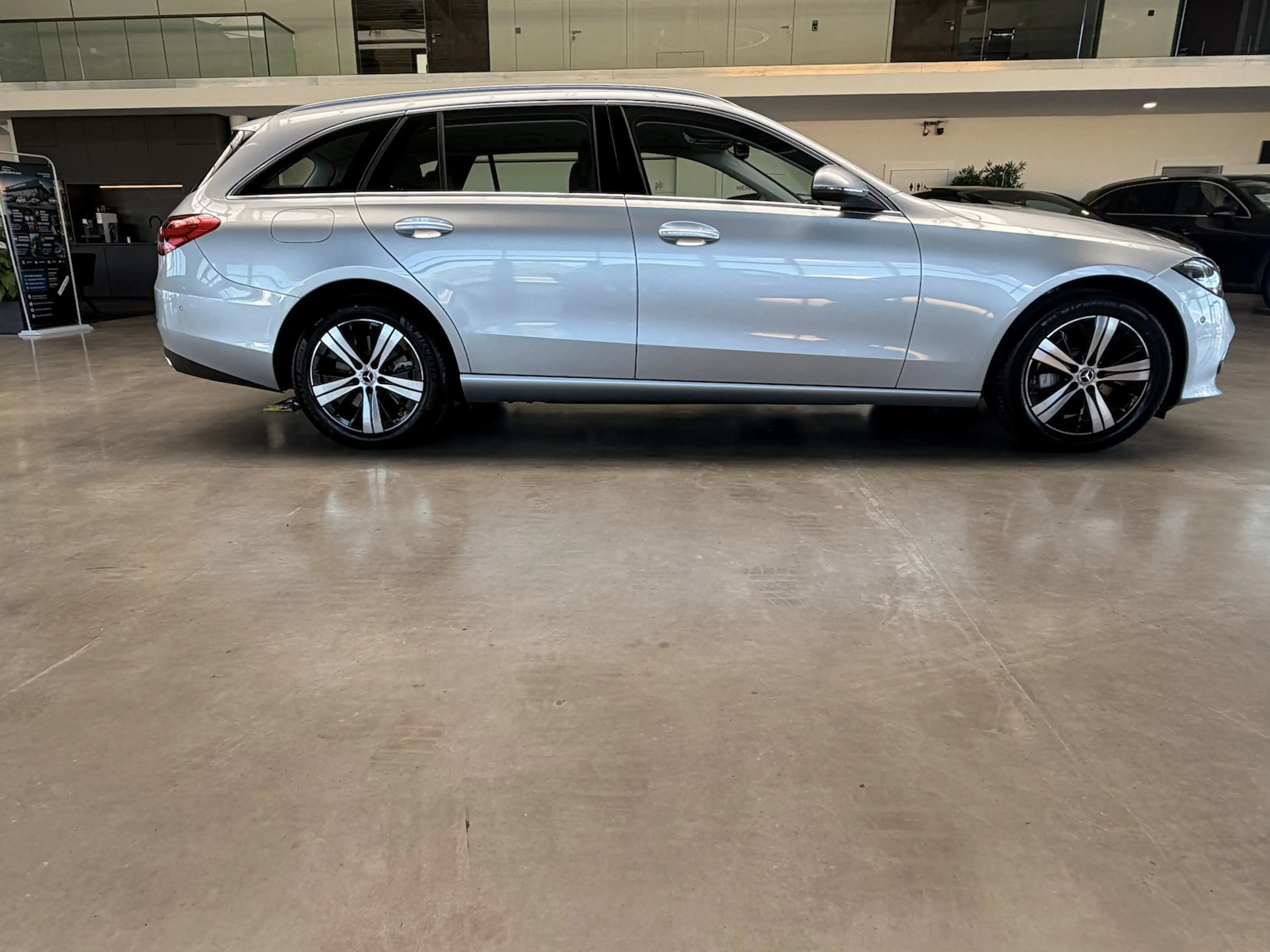 Mercedes-Benz C 300 T de Avantgarde Totwinkel Rückhfahrkamera — photo 8