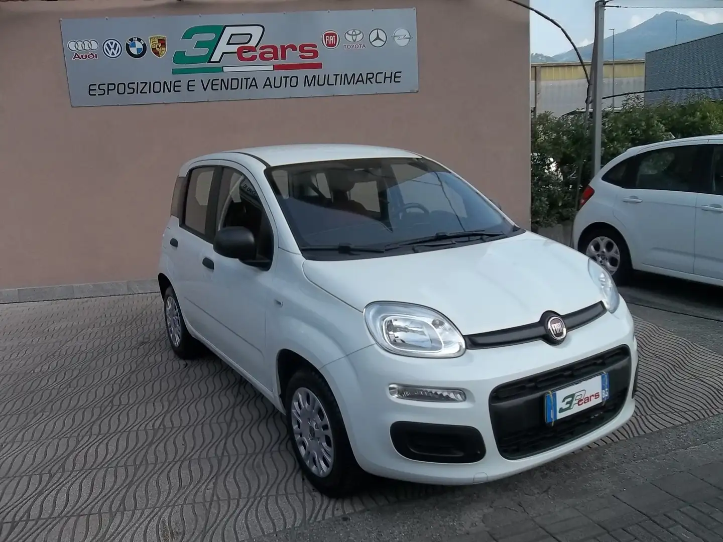 Fiat Panda Panda  1.2 BENZINA Blanc - 1