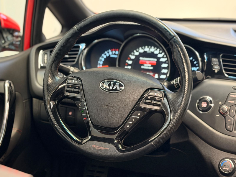 Kia ProCeed / pro_cee'd / ProCeed 1.6 T-GDI GT-Track pro_cee'd — photo 11