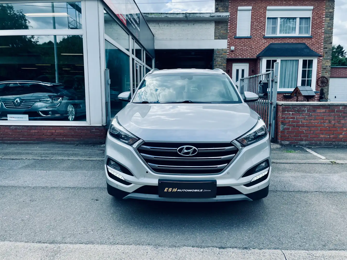 Hyundai TUCSON Tucson 1.7 CRDi 2WD Premium /CUIR/GPS/GARANTIE 12M Argent - 2