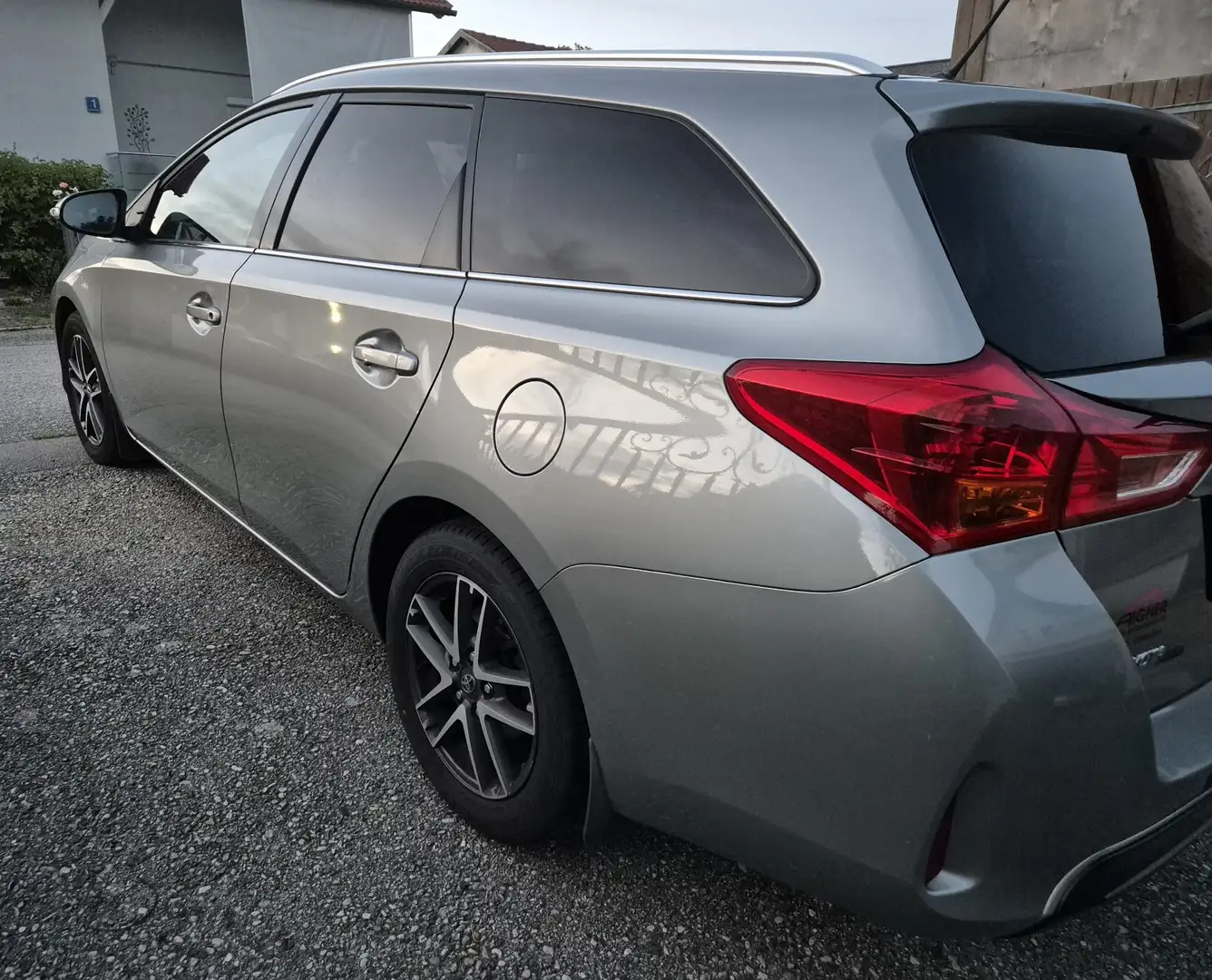 Toyota Auris Touring Sports 1,4 D-4D Feel! - 2