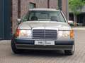 Mercedes-Benz 230 E W124, Automatik, H-Zulassung, Scheckheft Or - thumbnail 3