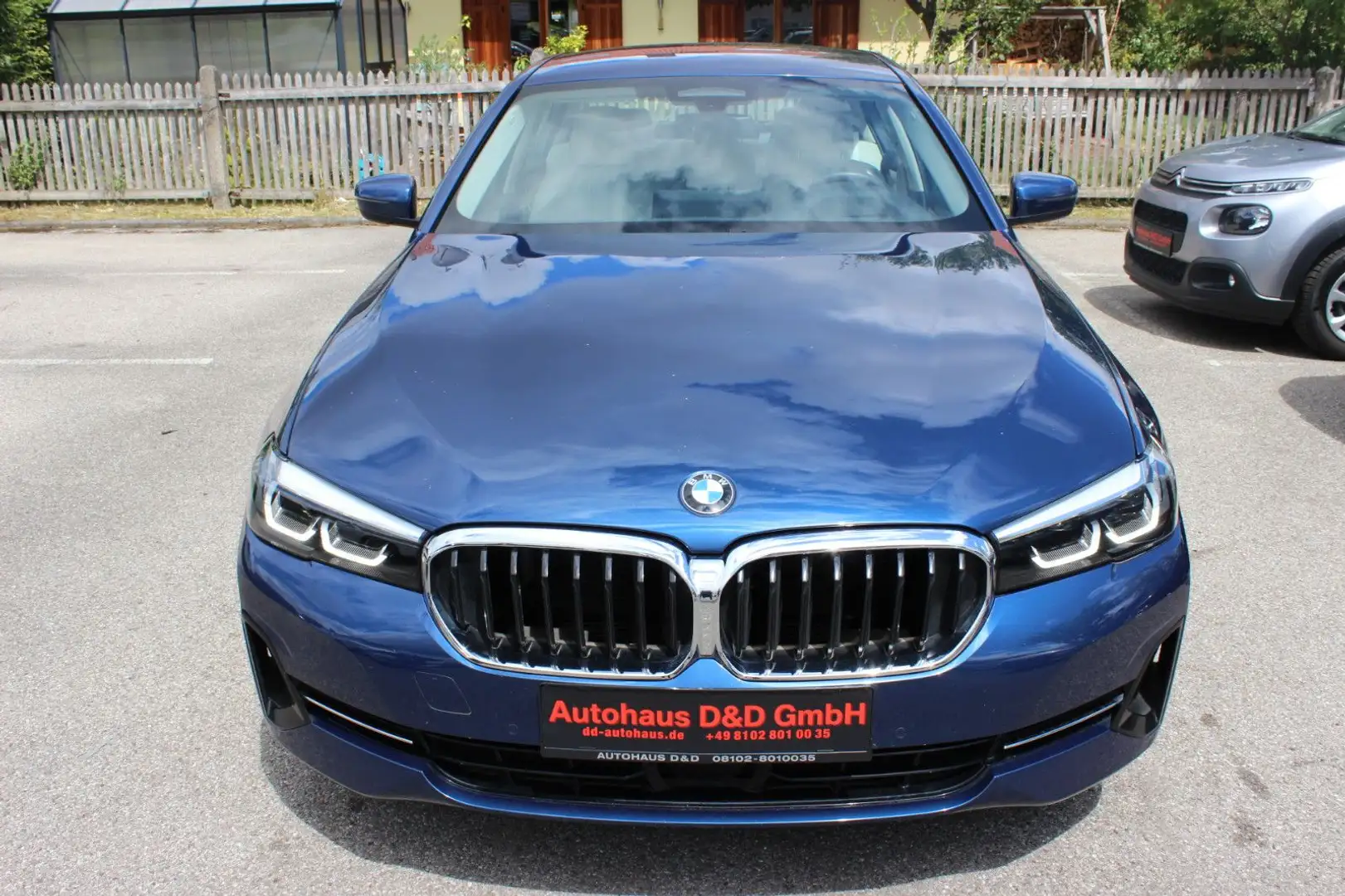 BMW 520 d Limousine Bleu - 2