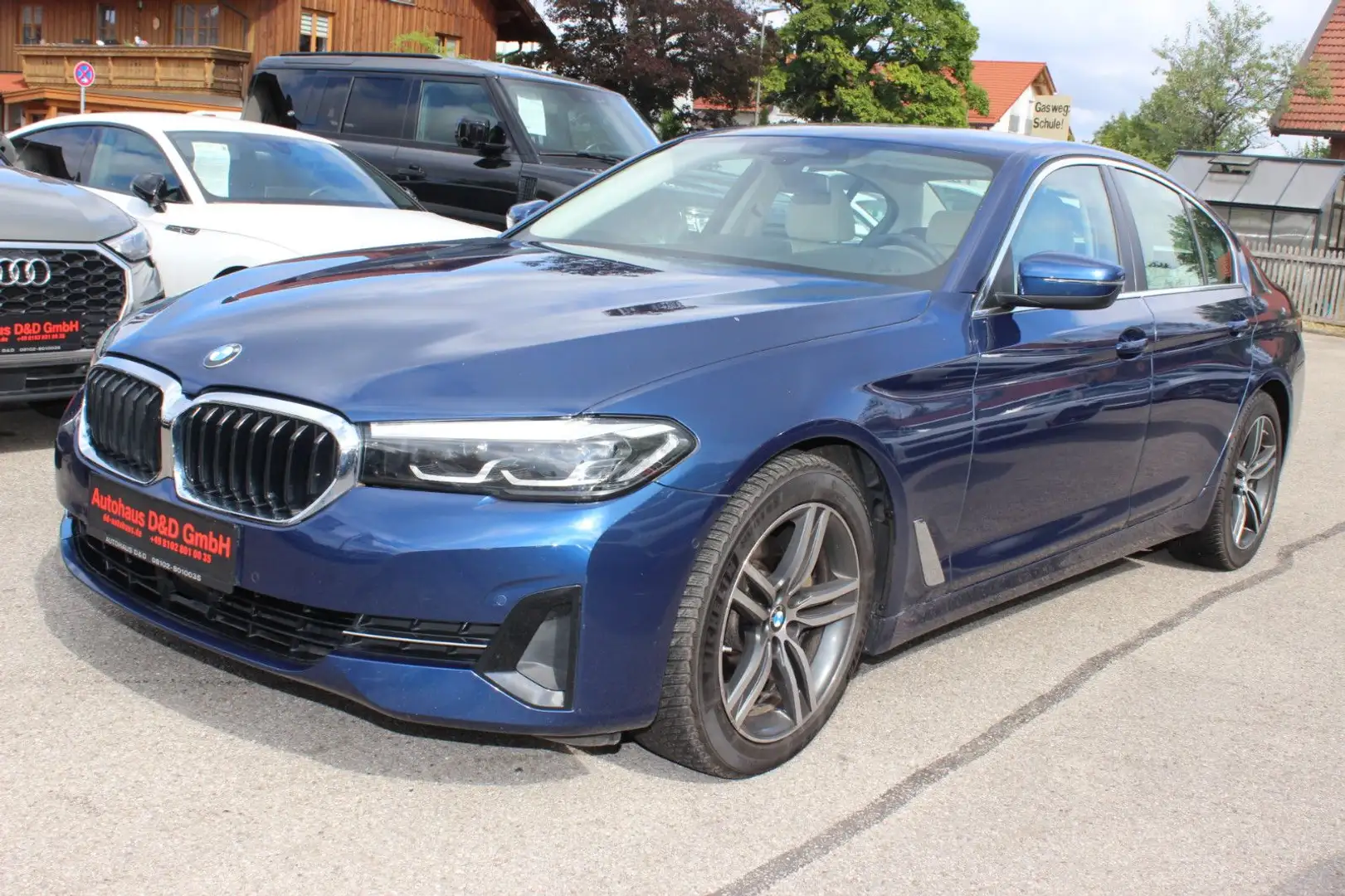 BMW 520 d Limousine Bleu - 1