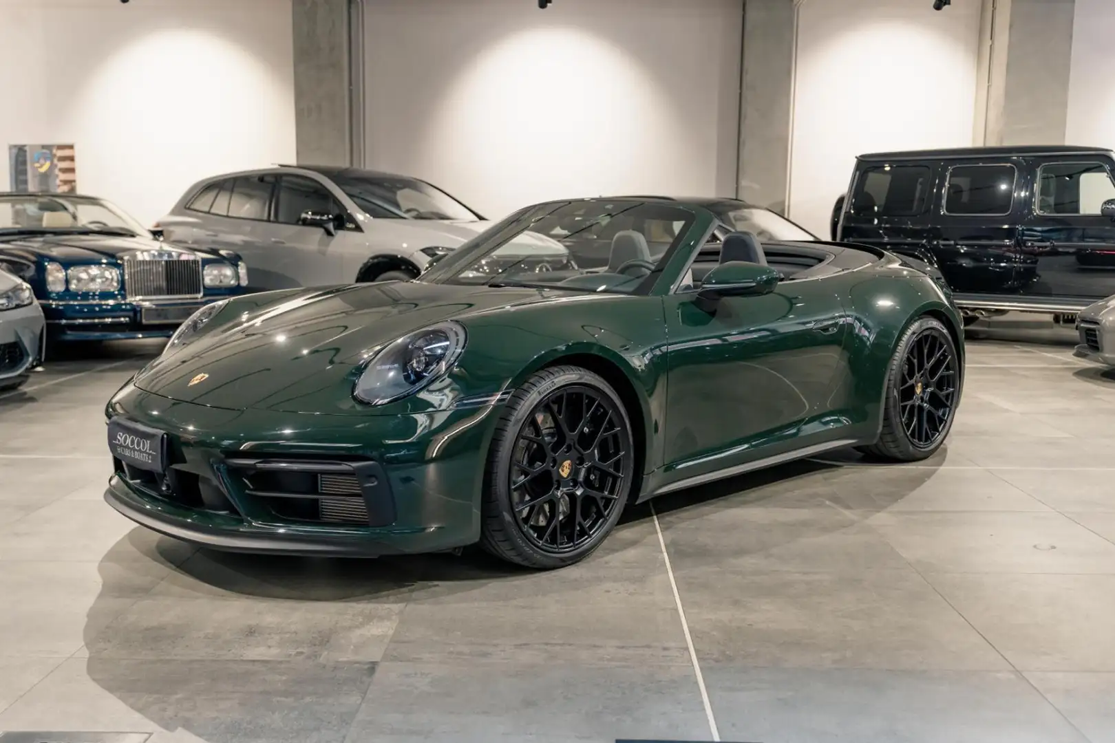 Porsche 911 Carrera 4 GTS Cabriolet*ASSE POST STERZANTE*LIFT Verde - 1