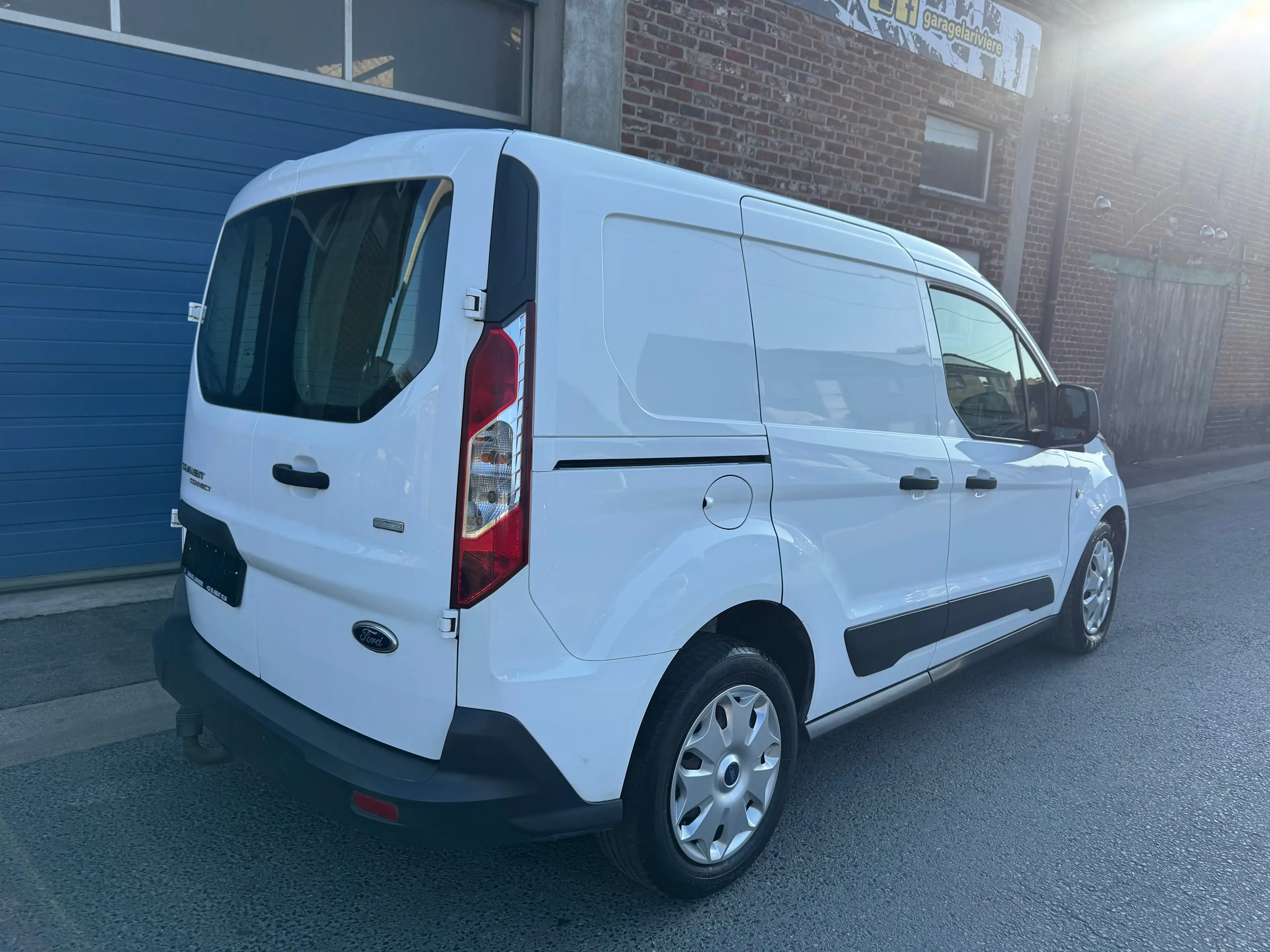 Ford Transit Connect T200 1.0 EcoBoost Trend — photo 5