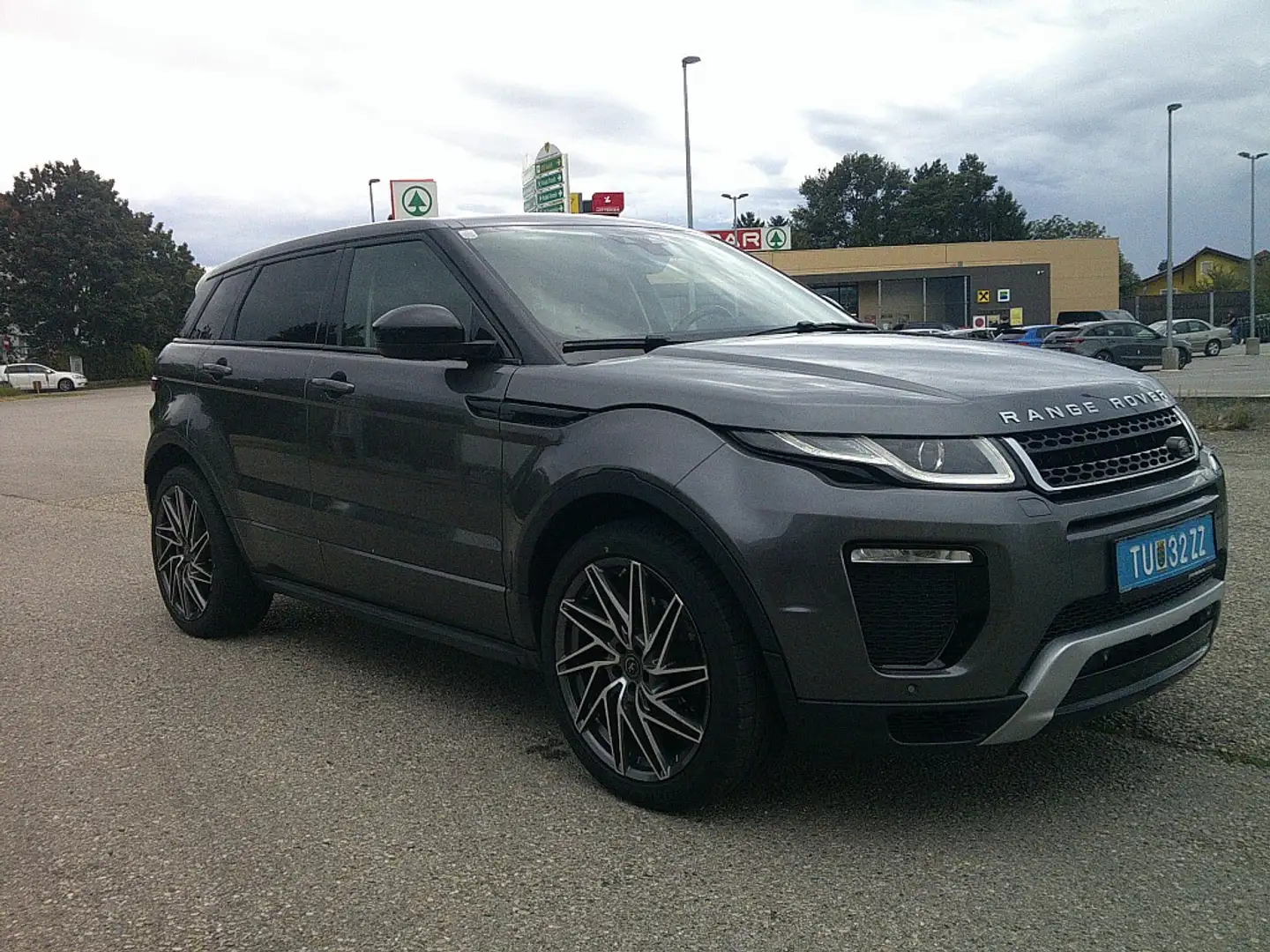 Land Rover Range Rover Evoque SE Dynamic 2,0 Si4 Aut. Grau - 2