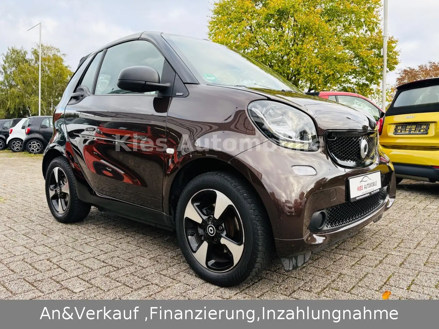 smart forTwo Cabrio Passion 90Ps AUTOM/KAMERA/NAVI/SZH Brun - 2