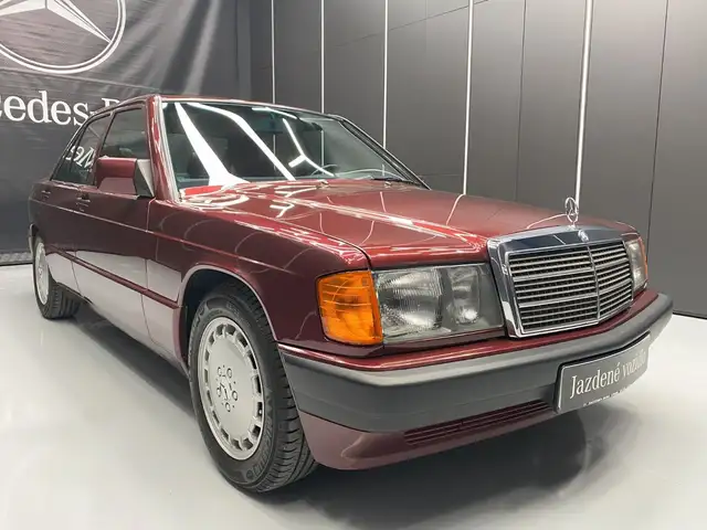 Mercedes-Benz 190 E 1.8 Avantgarde Rosso Neuwertig exCH Limited