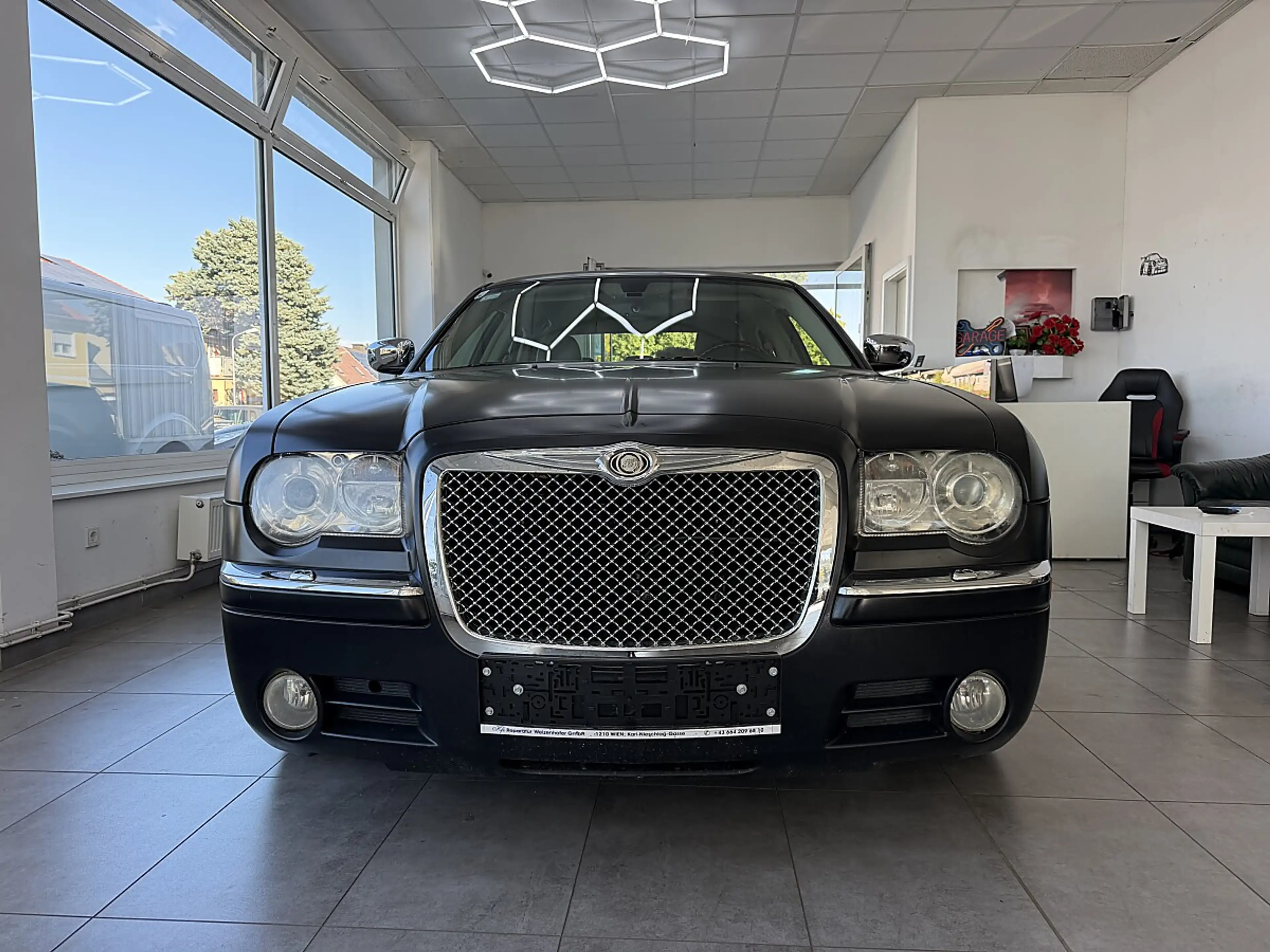 Chrysler 300C 300 C 5,7 V8 HEMI Autostick — photo 3