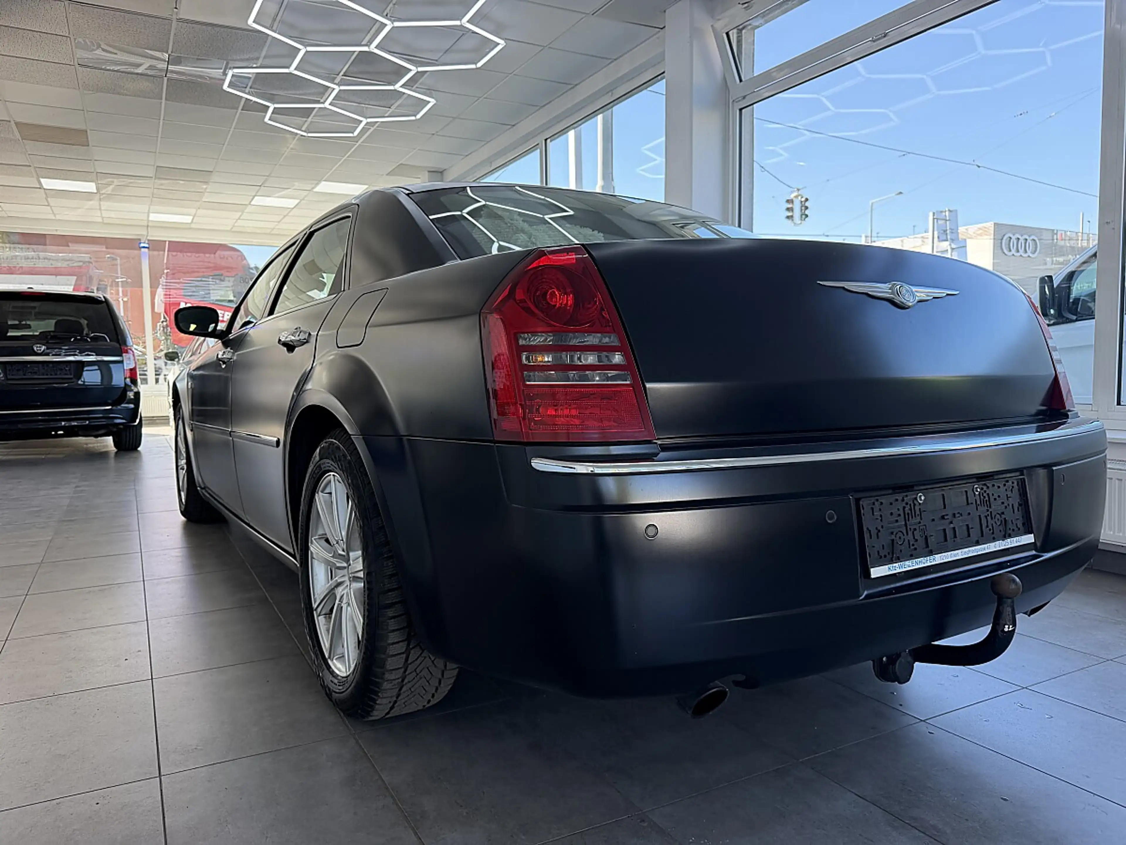 Chrysler 300C 300 C 5,7 V8 HEMI Autostick — photo 7