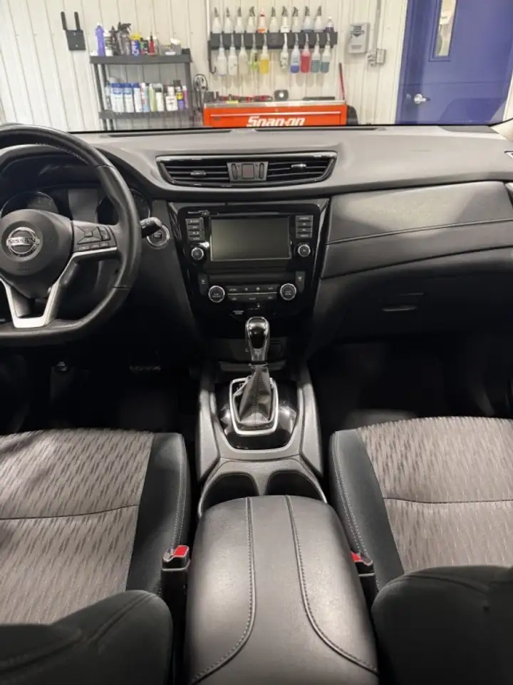 Nissan Rogue photo Nissan Rogue