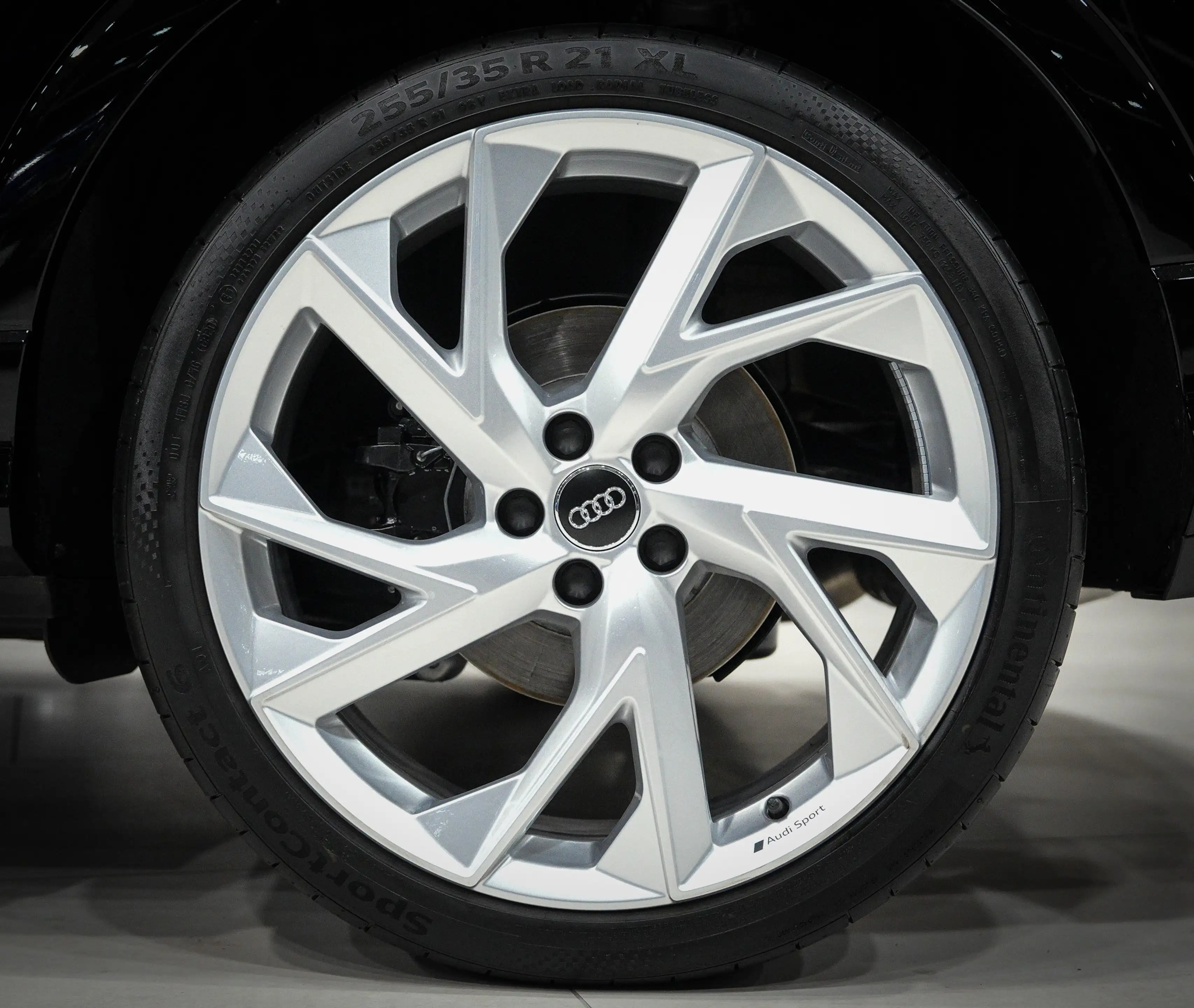 Audi RS Q3 2.5 TFSI quattro*RS-ABGAS*SPORTSITZE*1.HD* — photo 13