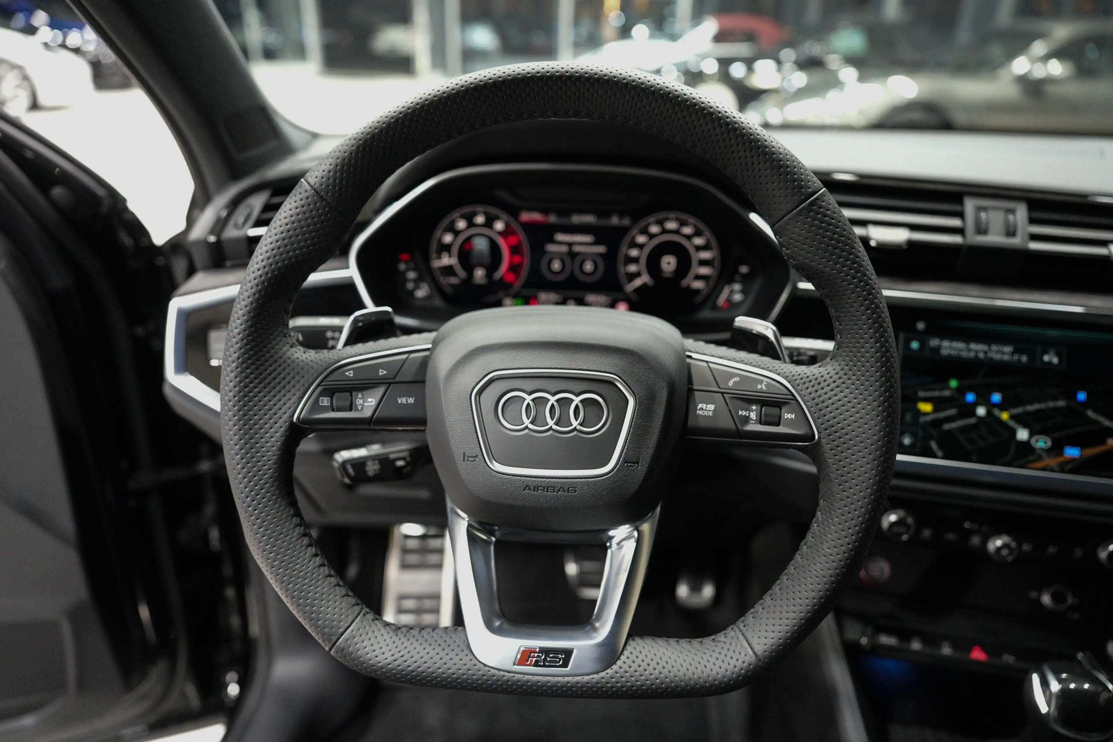 Audi RS Q3 2.5 TFSI quattro*RS-ABGAS*SPORTSITZE*1.HD* — photo 15