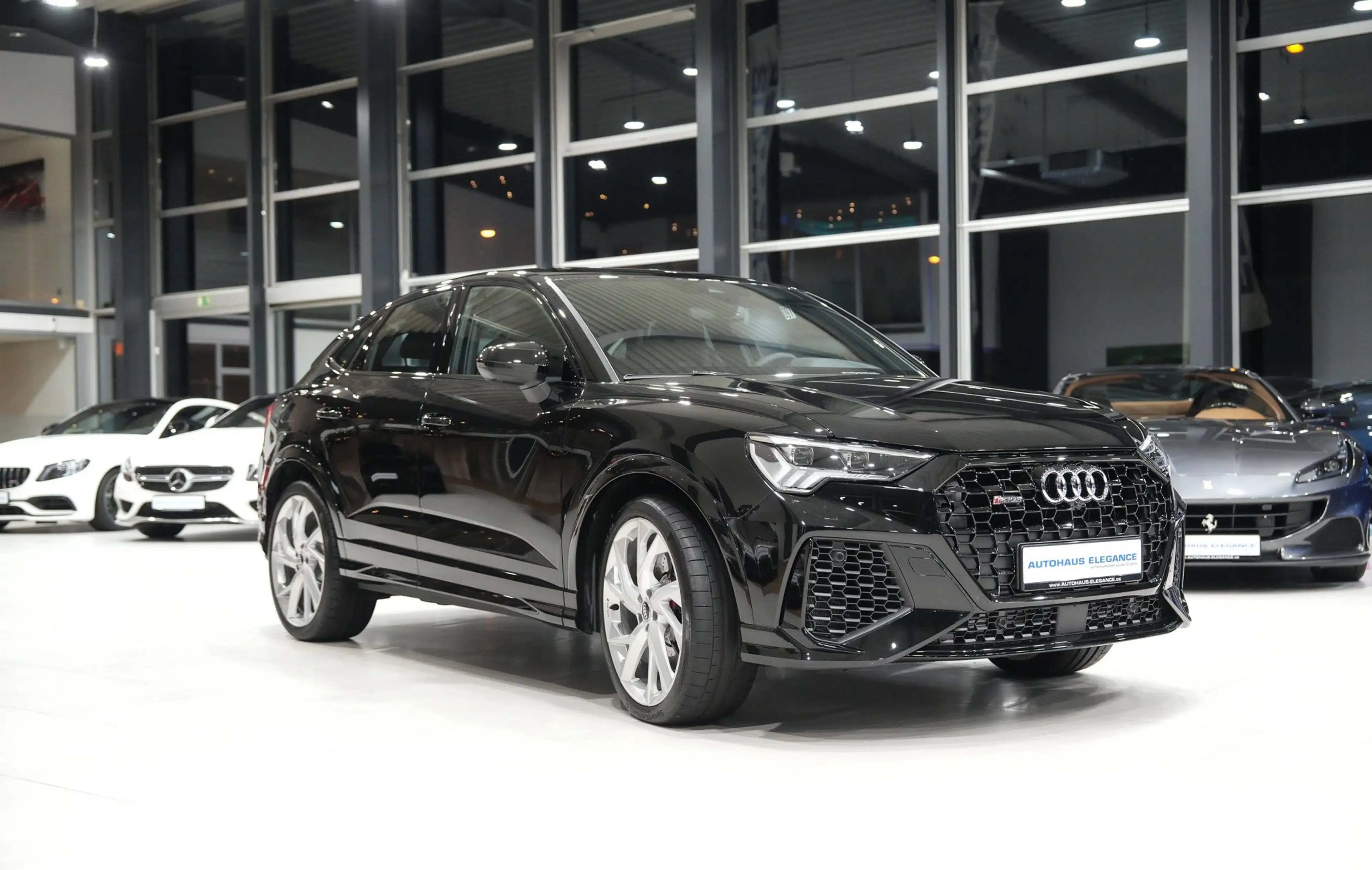 Audi RS Q3 2.5 TFSI quattro*RS-ABGAS*SPORTSITZE*1.HD* — photo 2