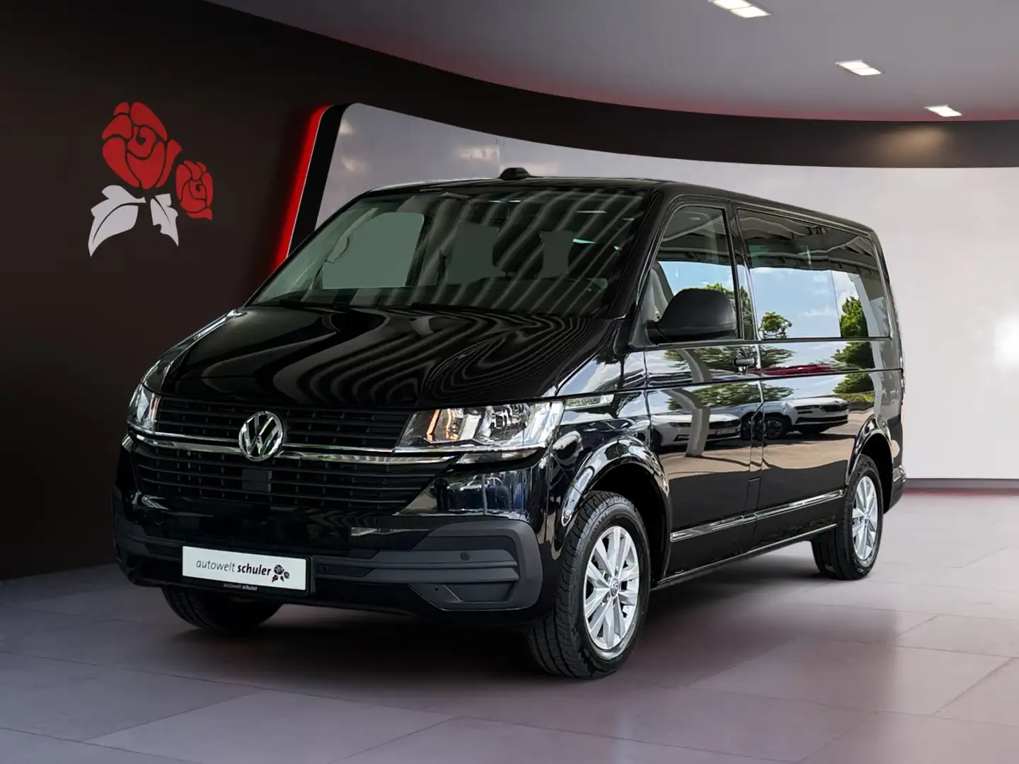 Volkswagen T6.1 Multivan .1 Multivan 2,0 TDI DSG Family 7-Sitzer AHK Negro - 2