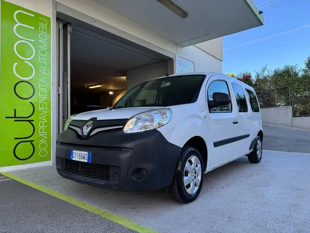 Renault Kangoo 1.5 Dci P.LUNGO AUTOCARRO 4POSTI GARANZIA 24 MESI