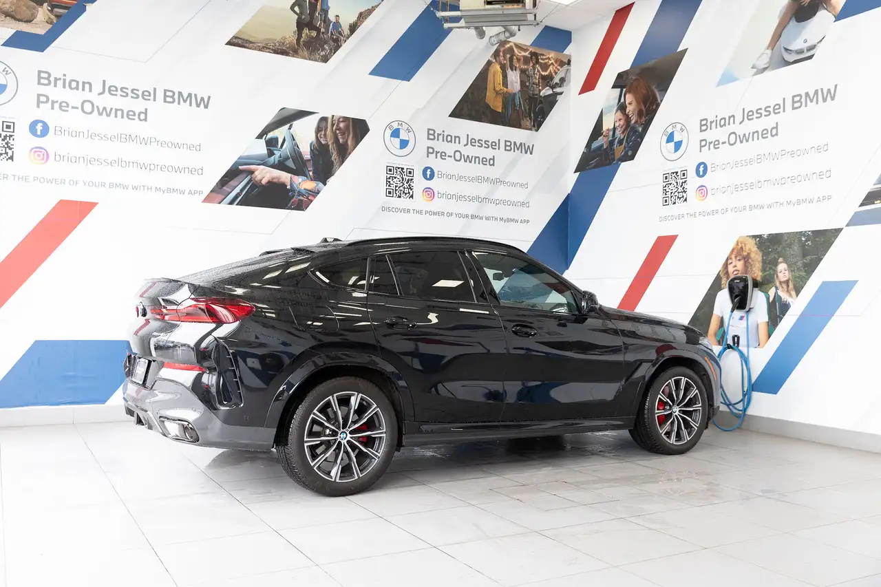 BMW X6 снимка BMW X6