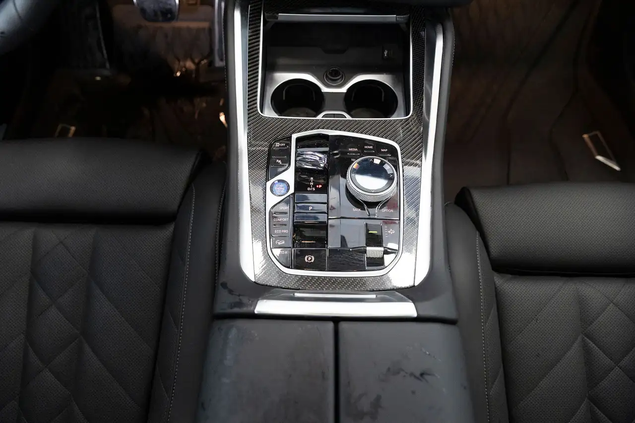 BMW X6 снимка BMW X6