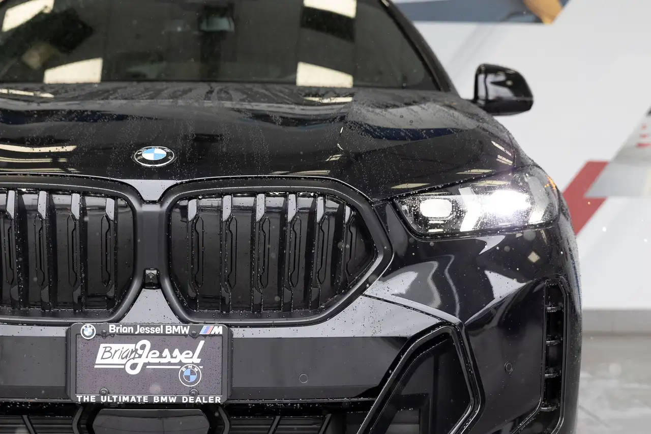 BMW X6 снимка BMW X6