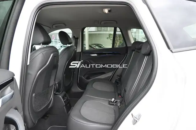 BMW X1 view 13