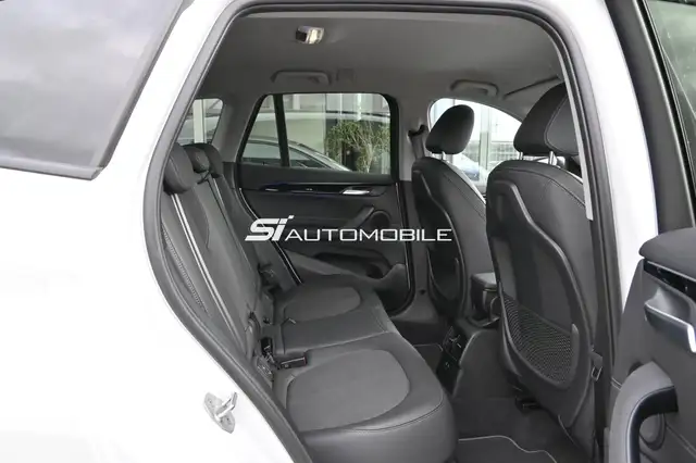 BMW X1 view 14